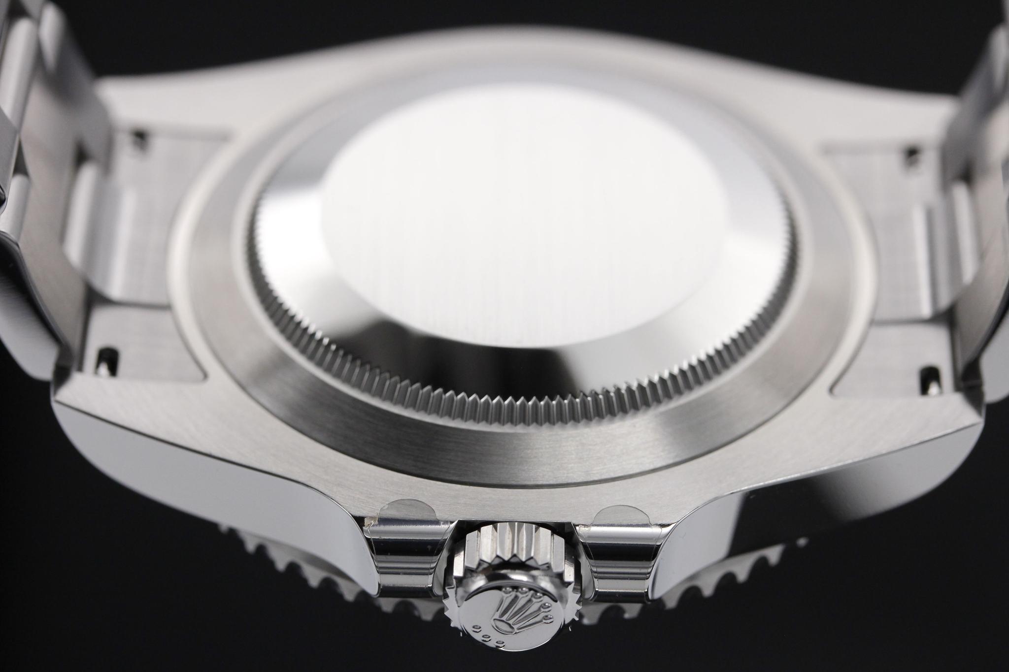 Watch Image 7