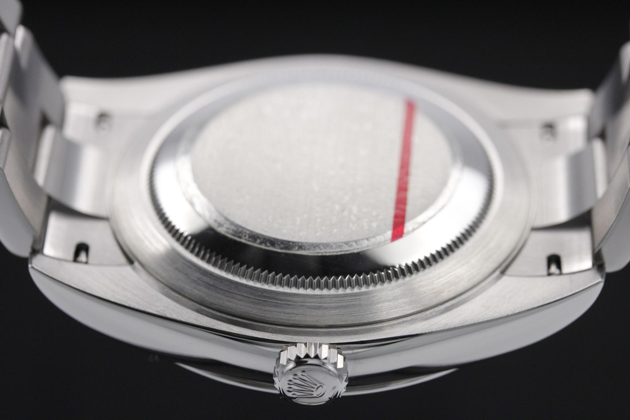 Watch Image 7