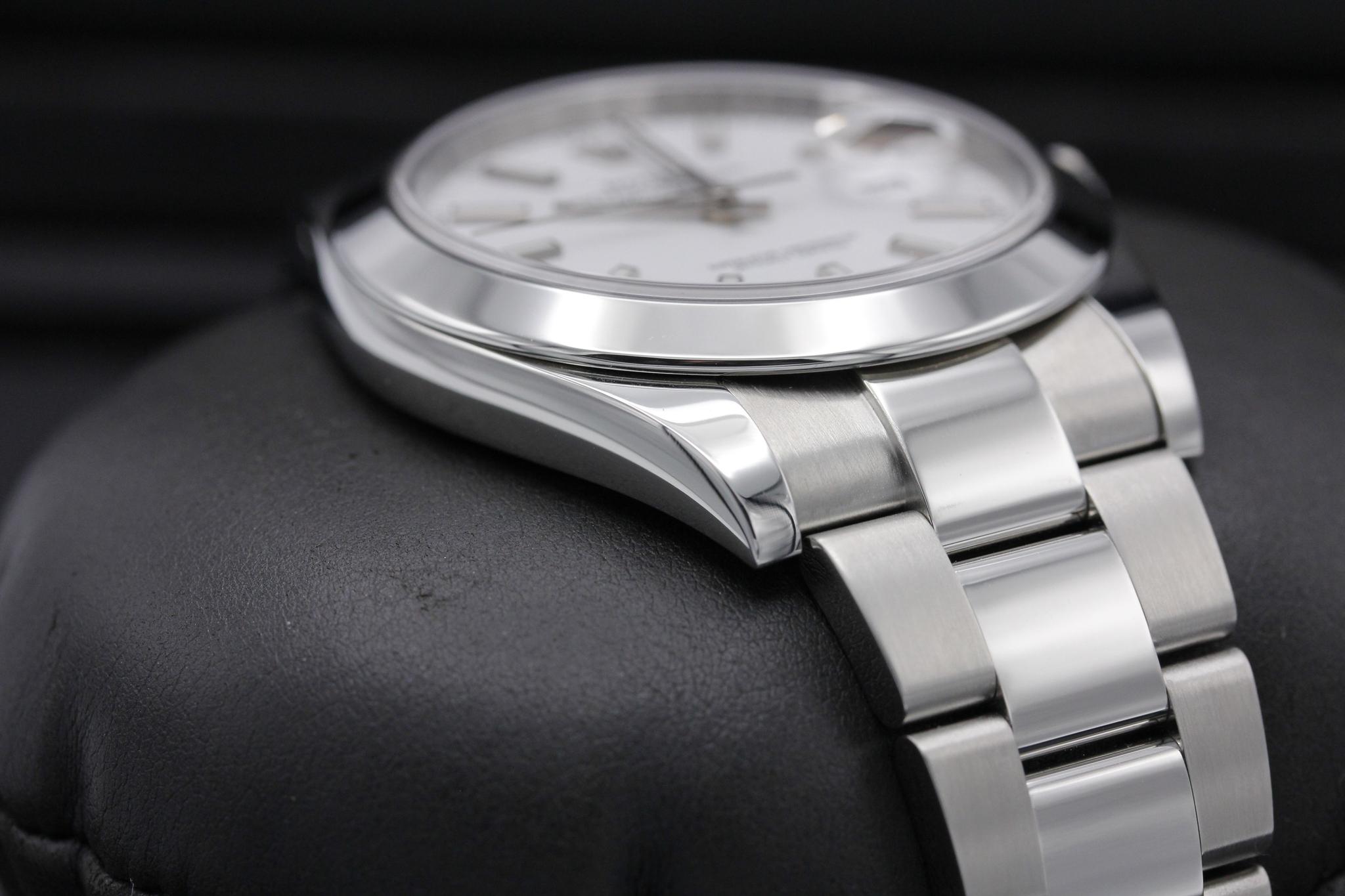 Watch Image 6
