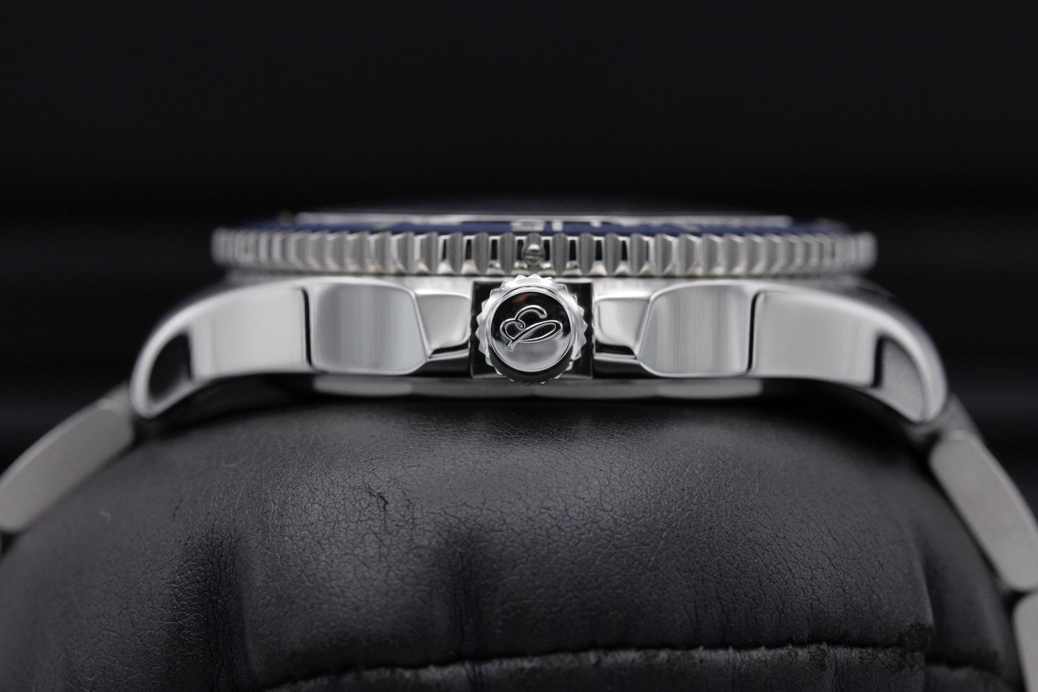 Watch Image 3
