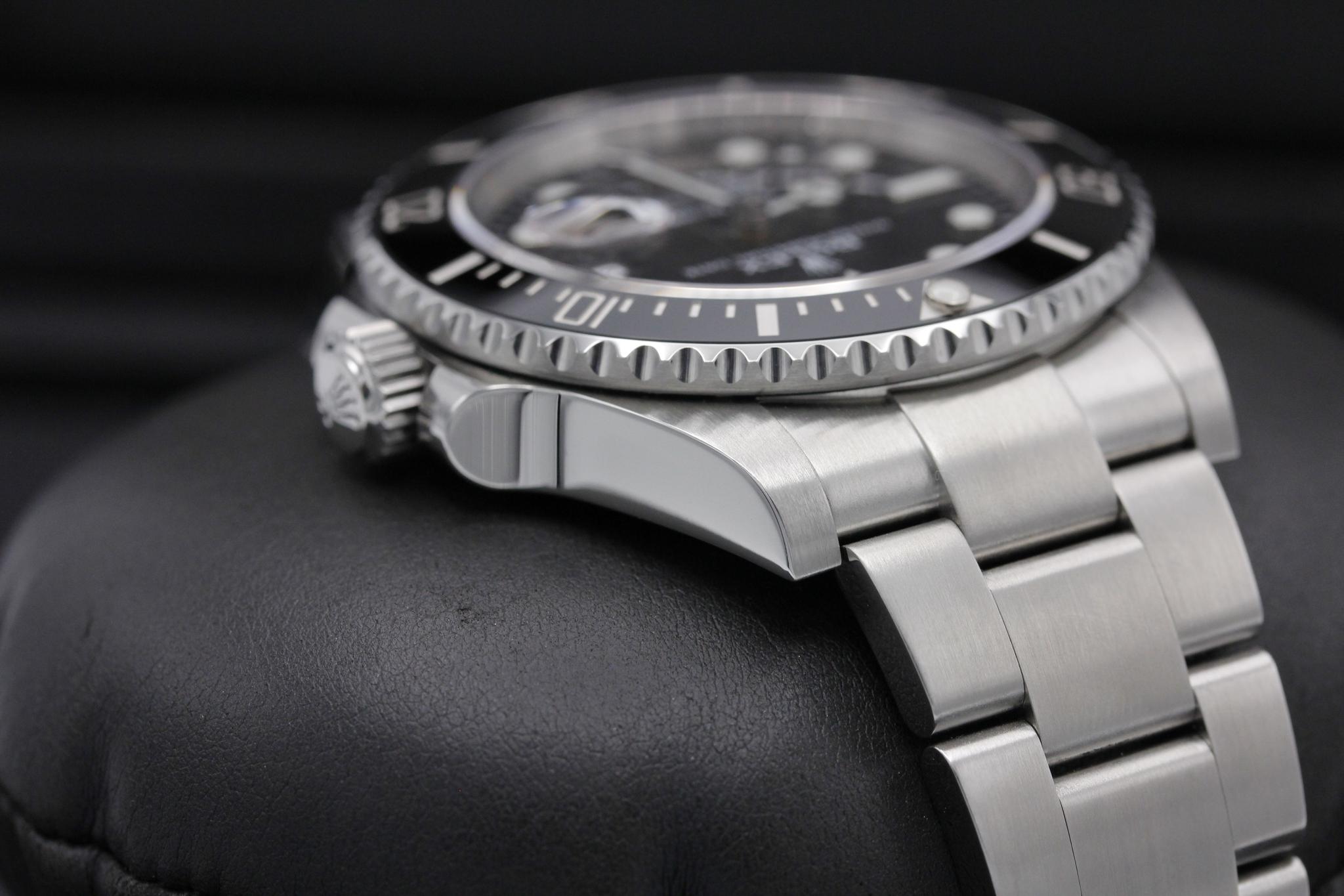 Watch Image 4