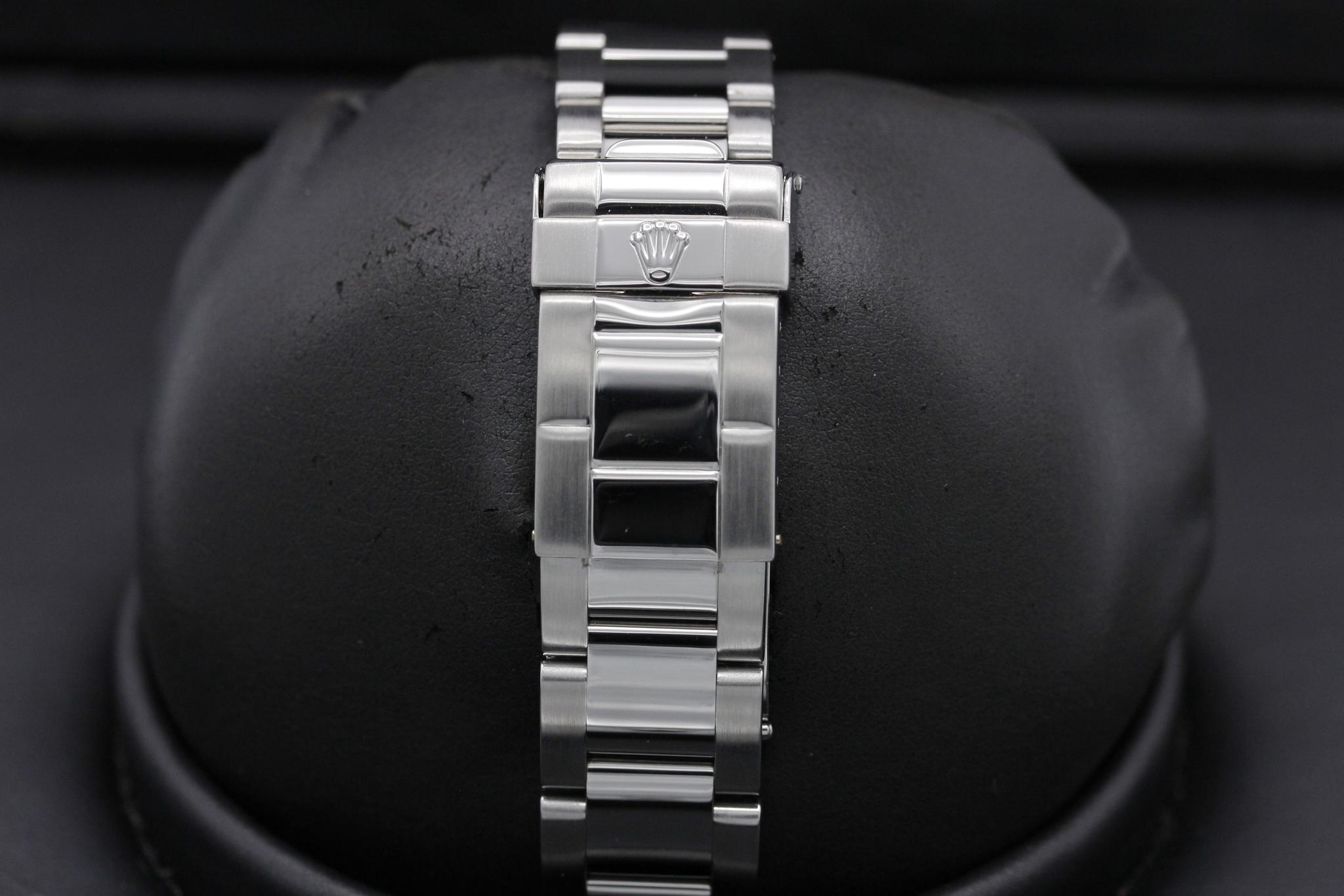 Watch Image 8