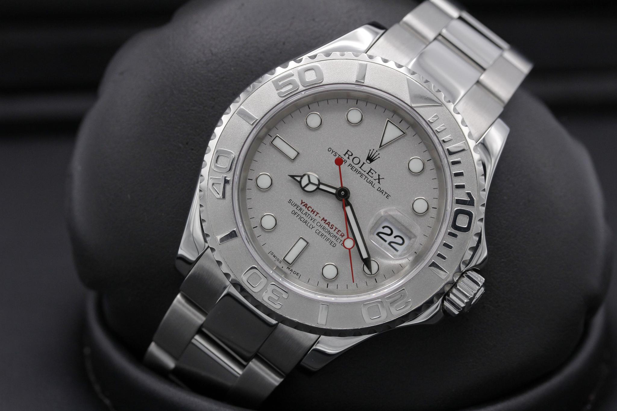 Watch Image 10