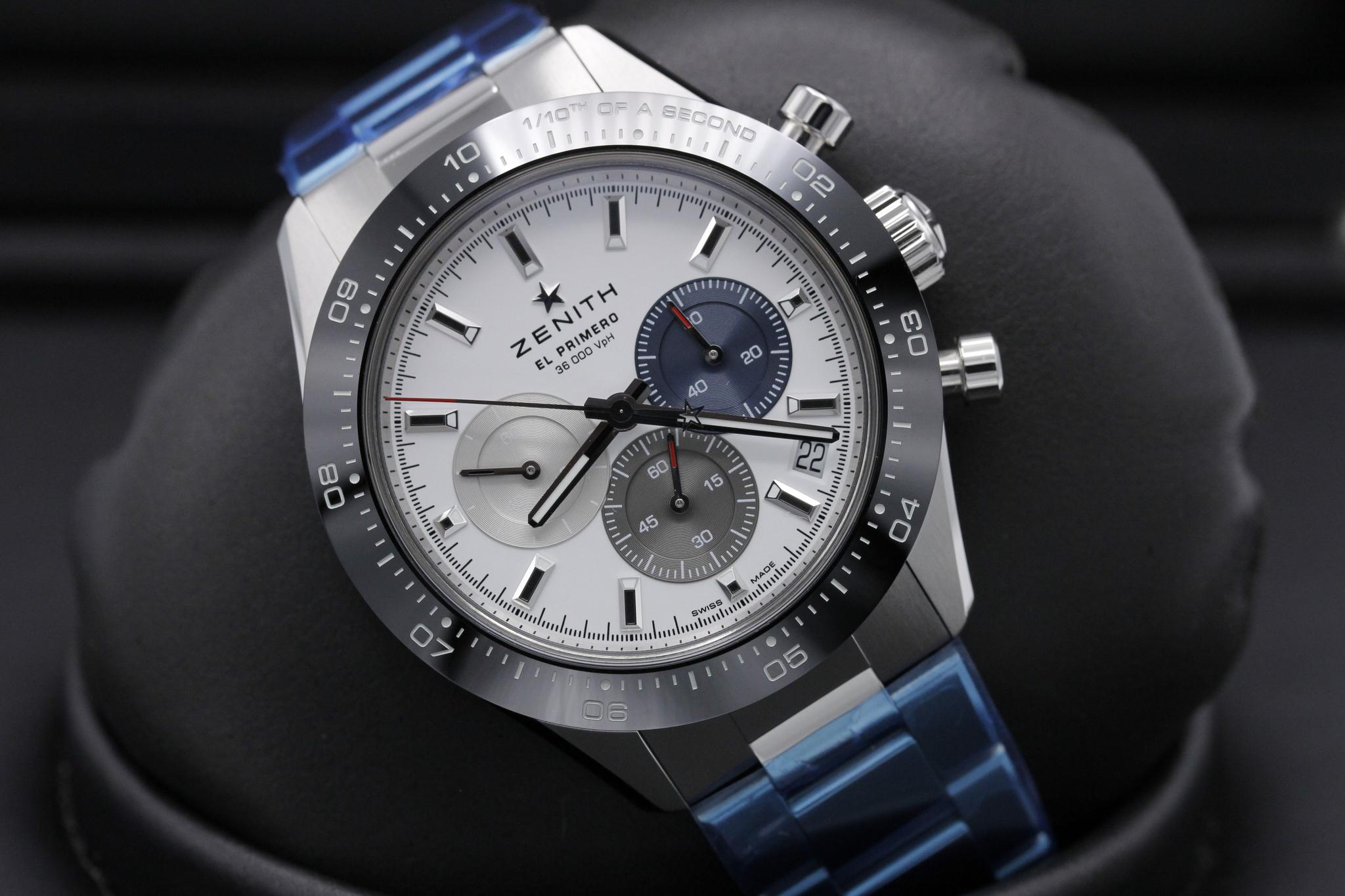 Watch Image 9