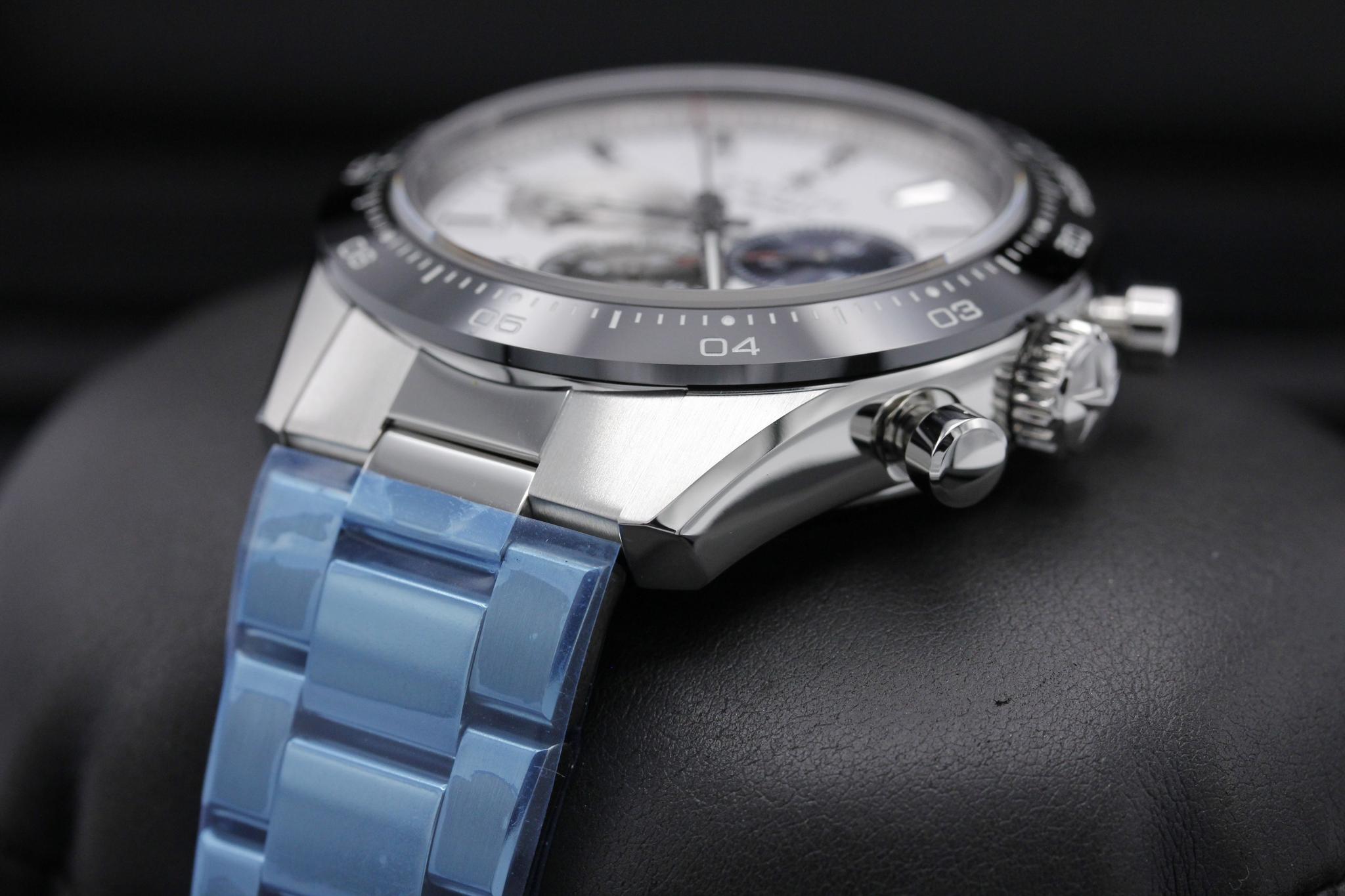 Watch Image 2