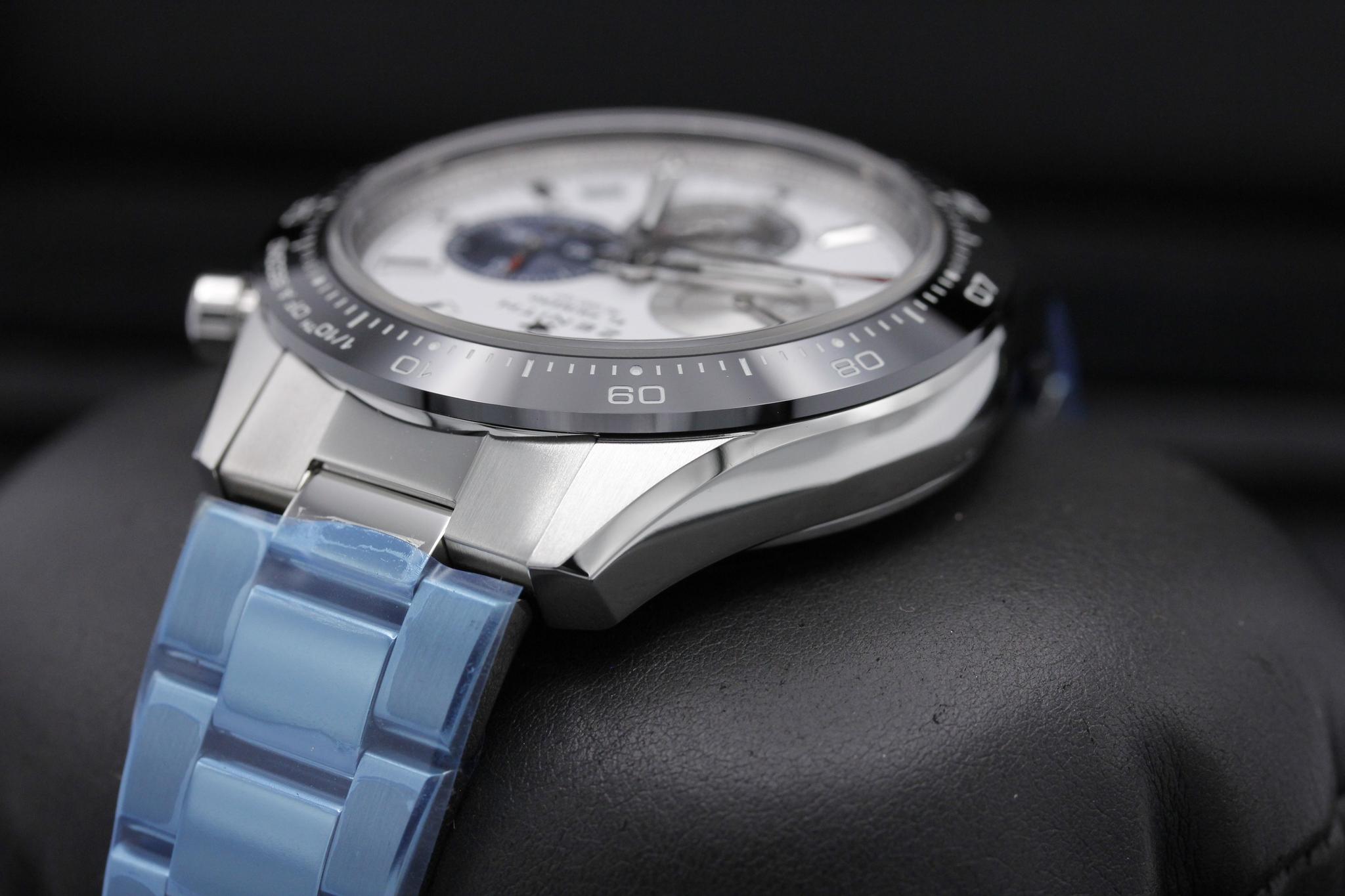 Watch Image 5