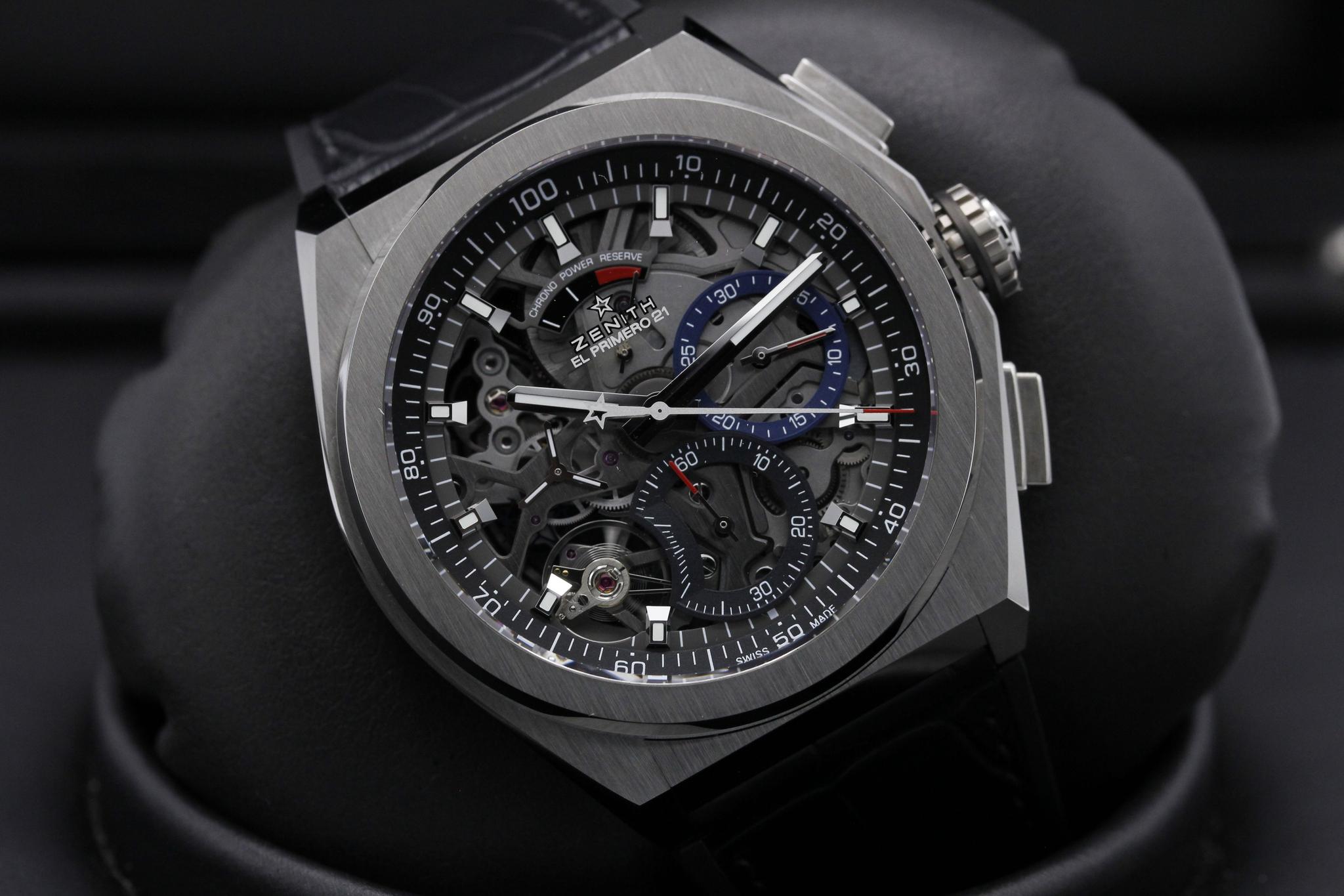 Watch Image 9