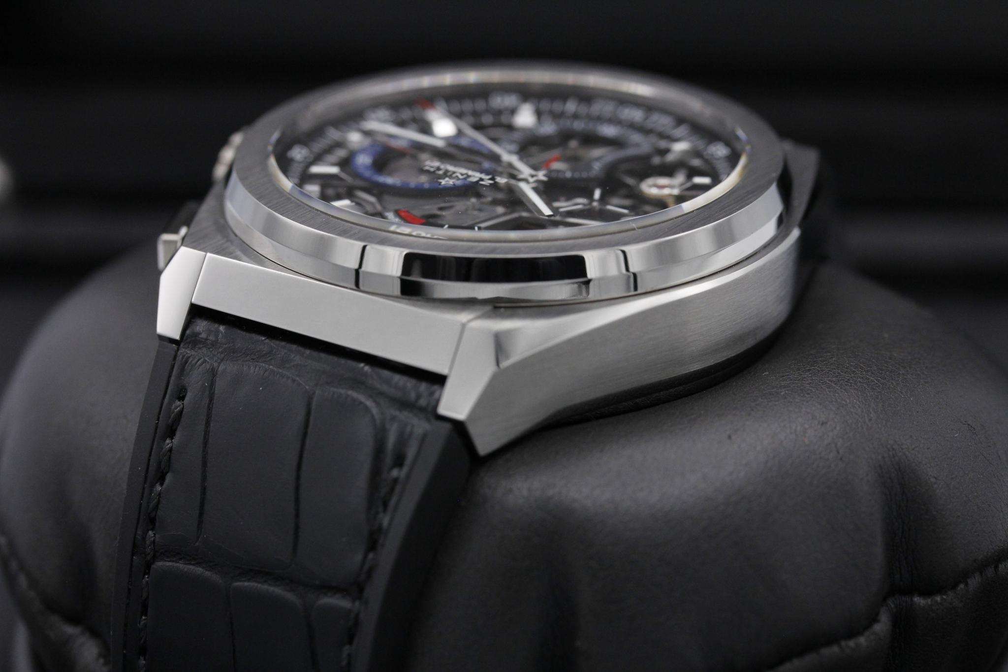 Watch Image 5