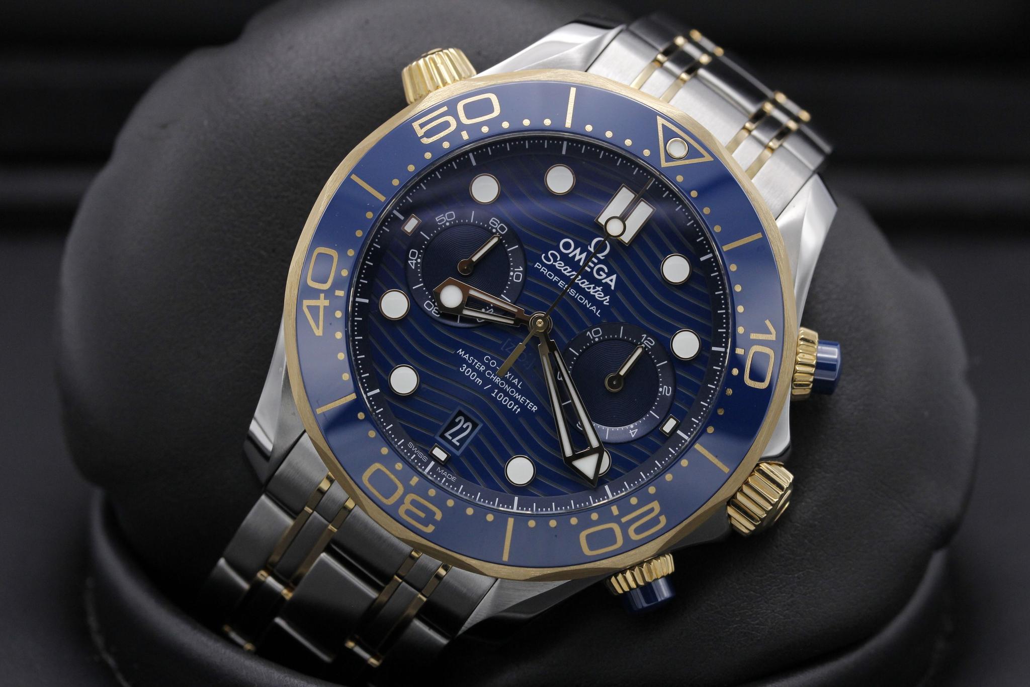 Watch Image 10