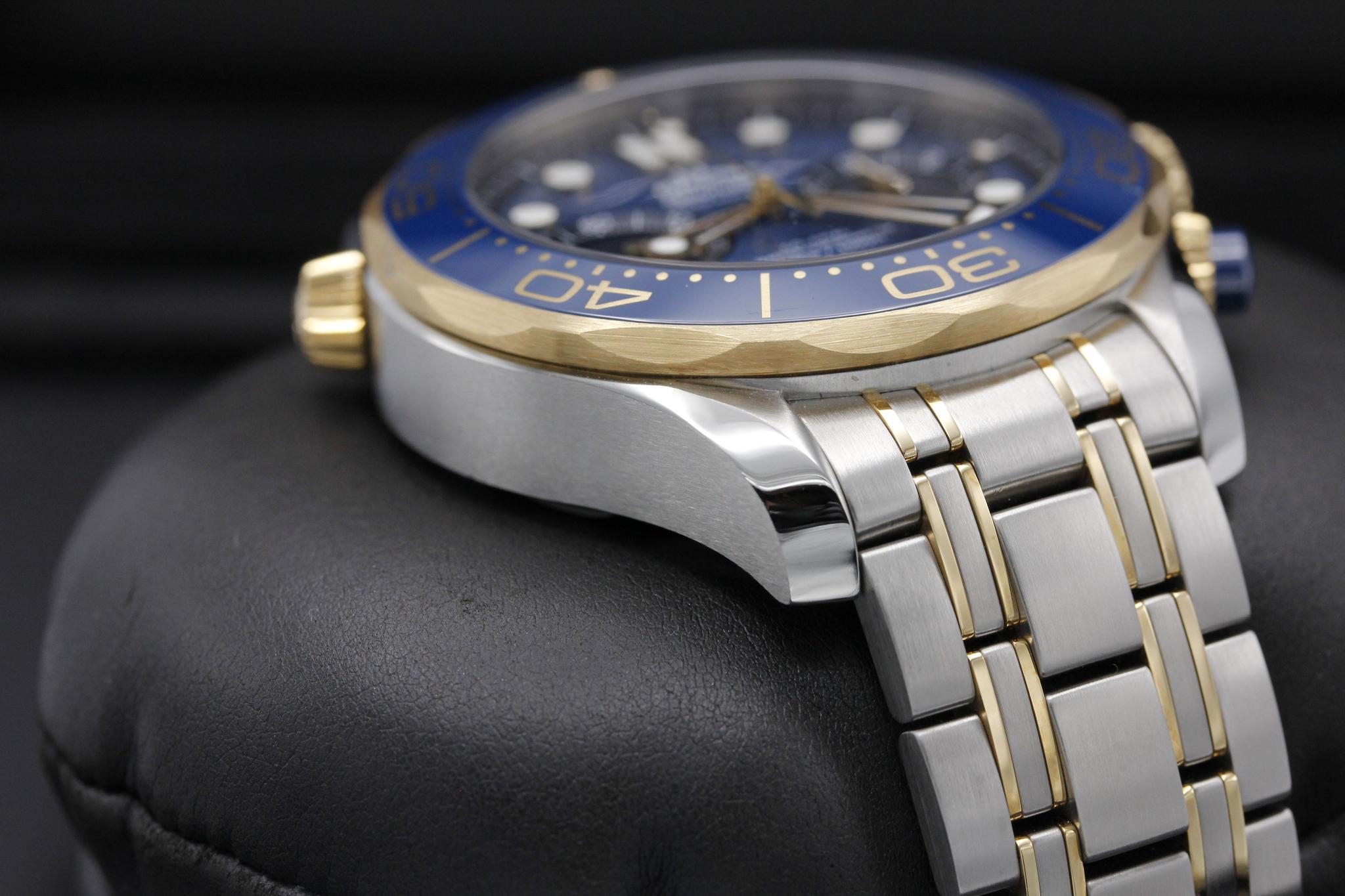 Watch Image 6