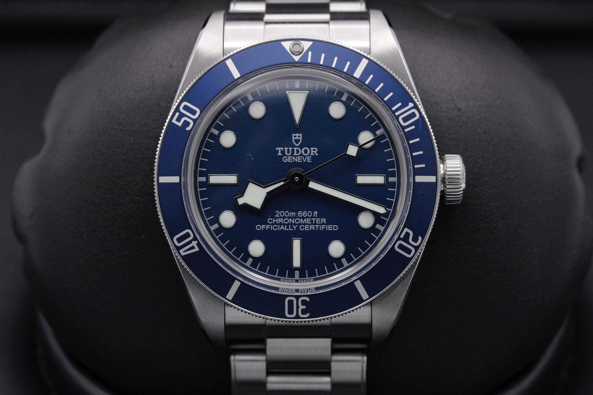 Watch Image 1