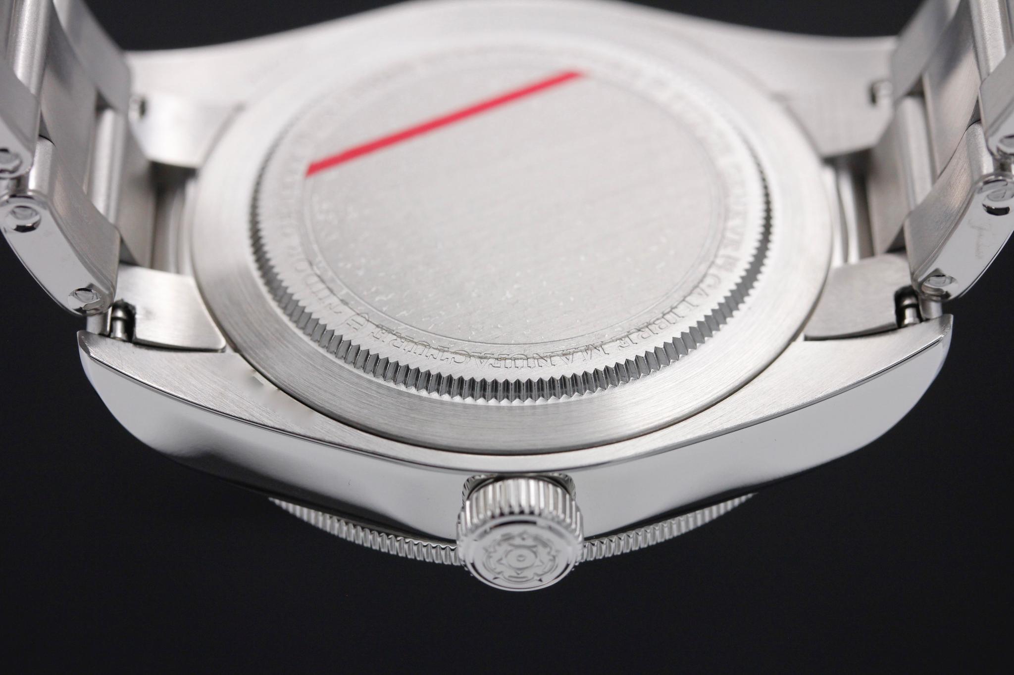 Watch Image 7