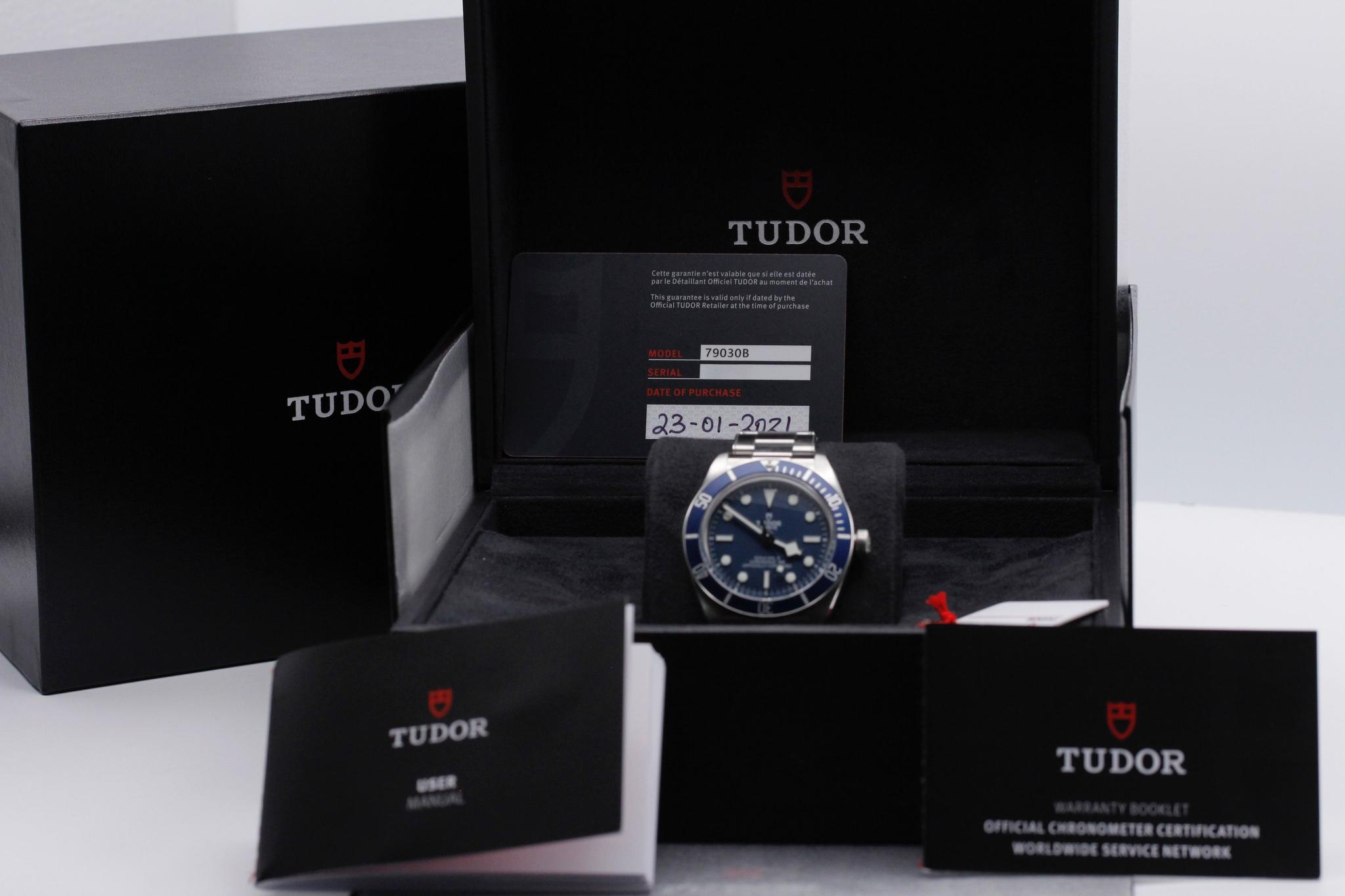 Watch Image 11