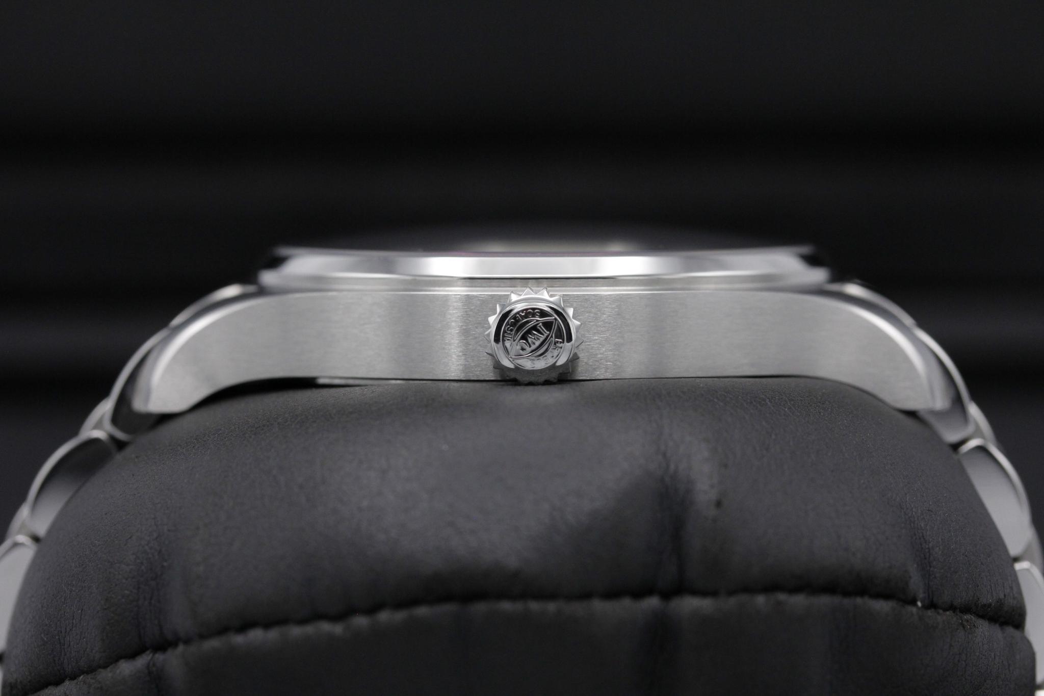 Watch Image 3
