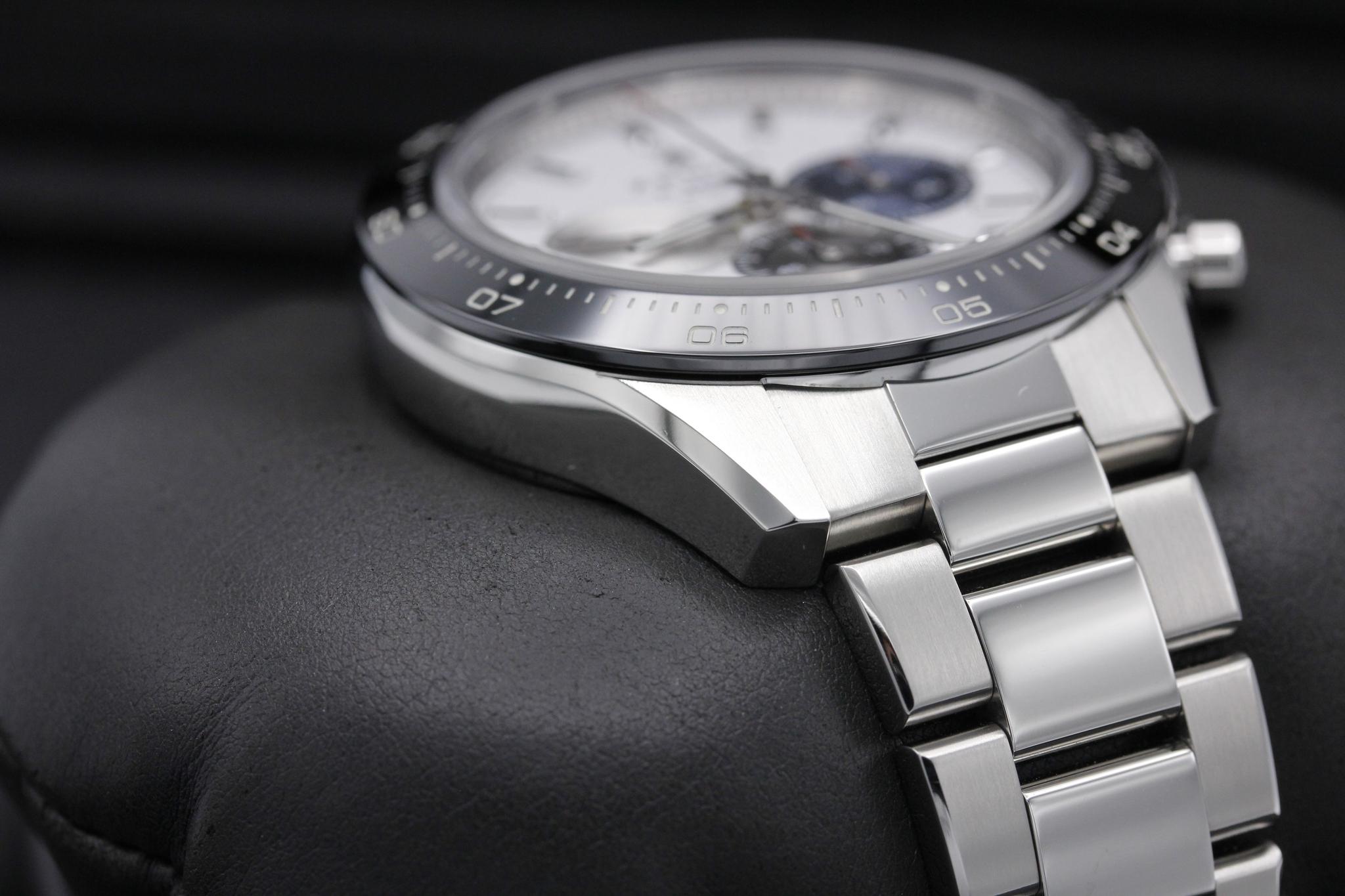 Watch Image 6