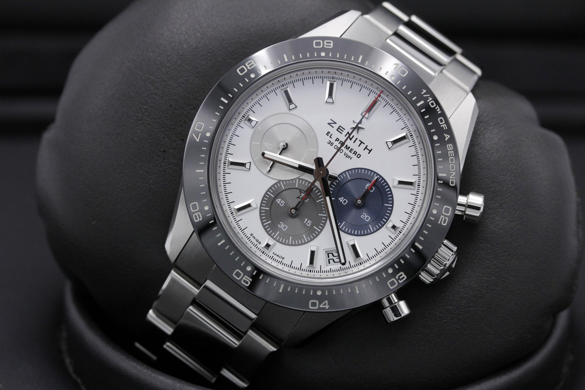 Watch Image 10