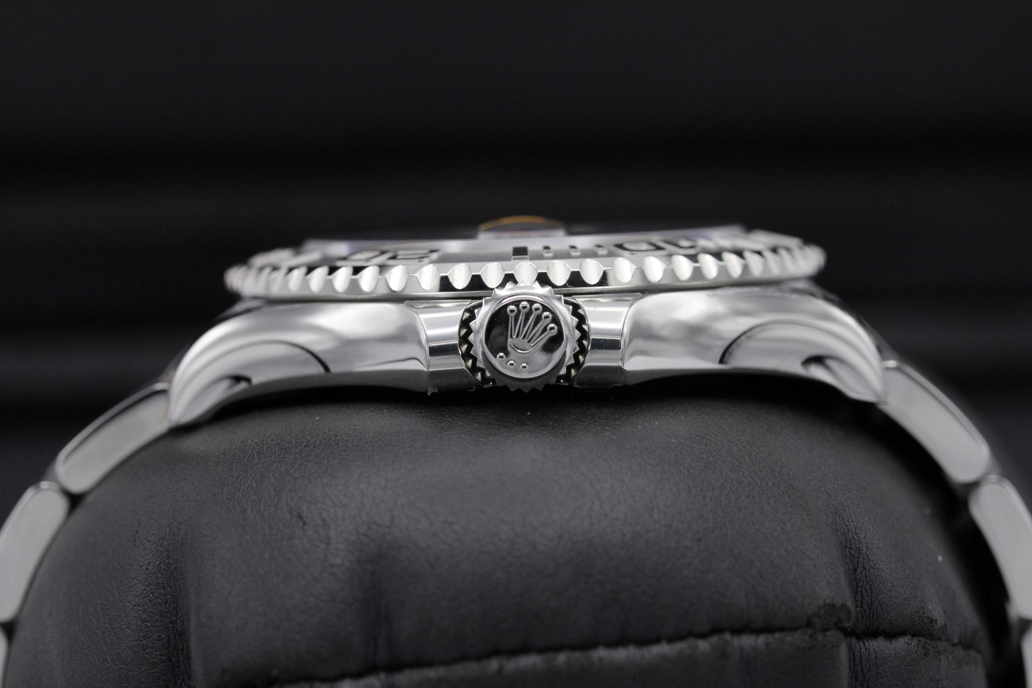 Watch Image 3