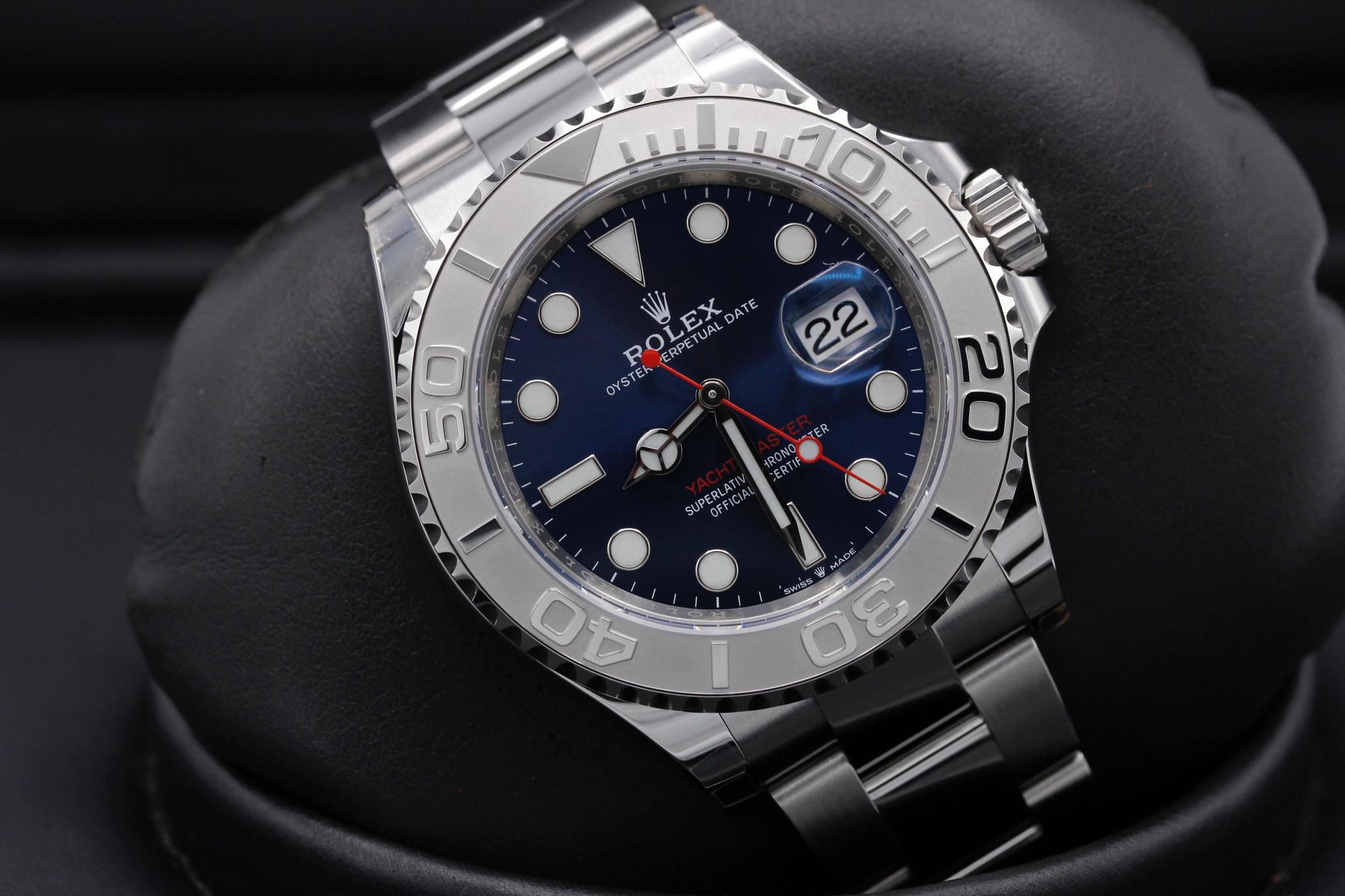 Watch Image 9