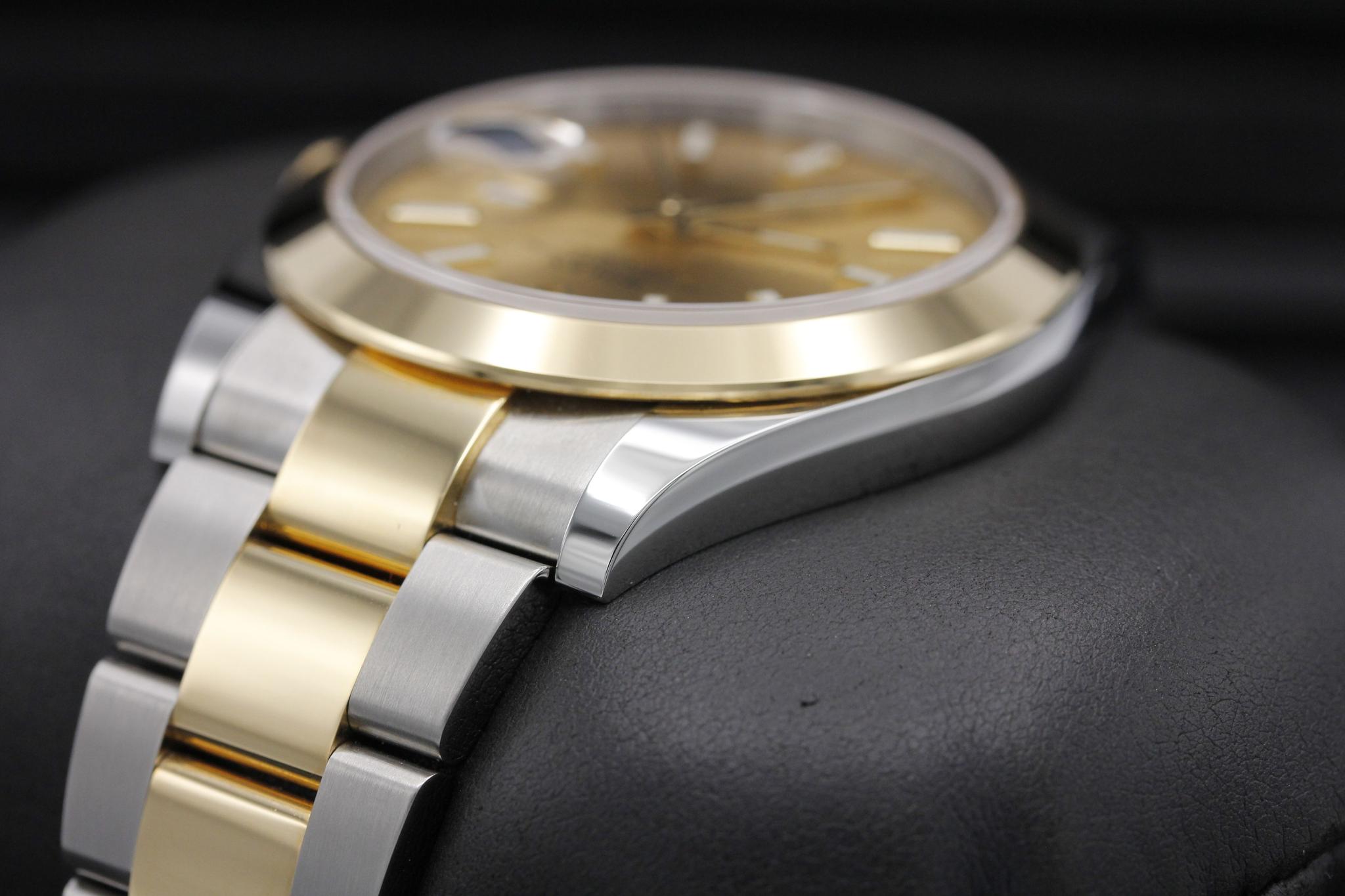 Watch Image 5