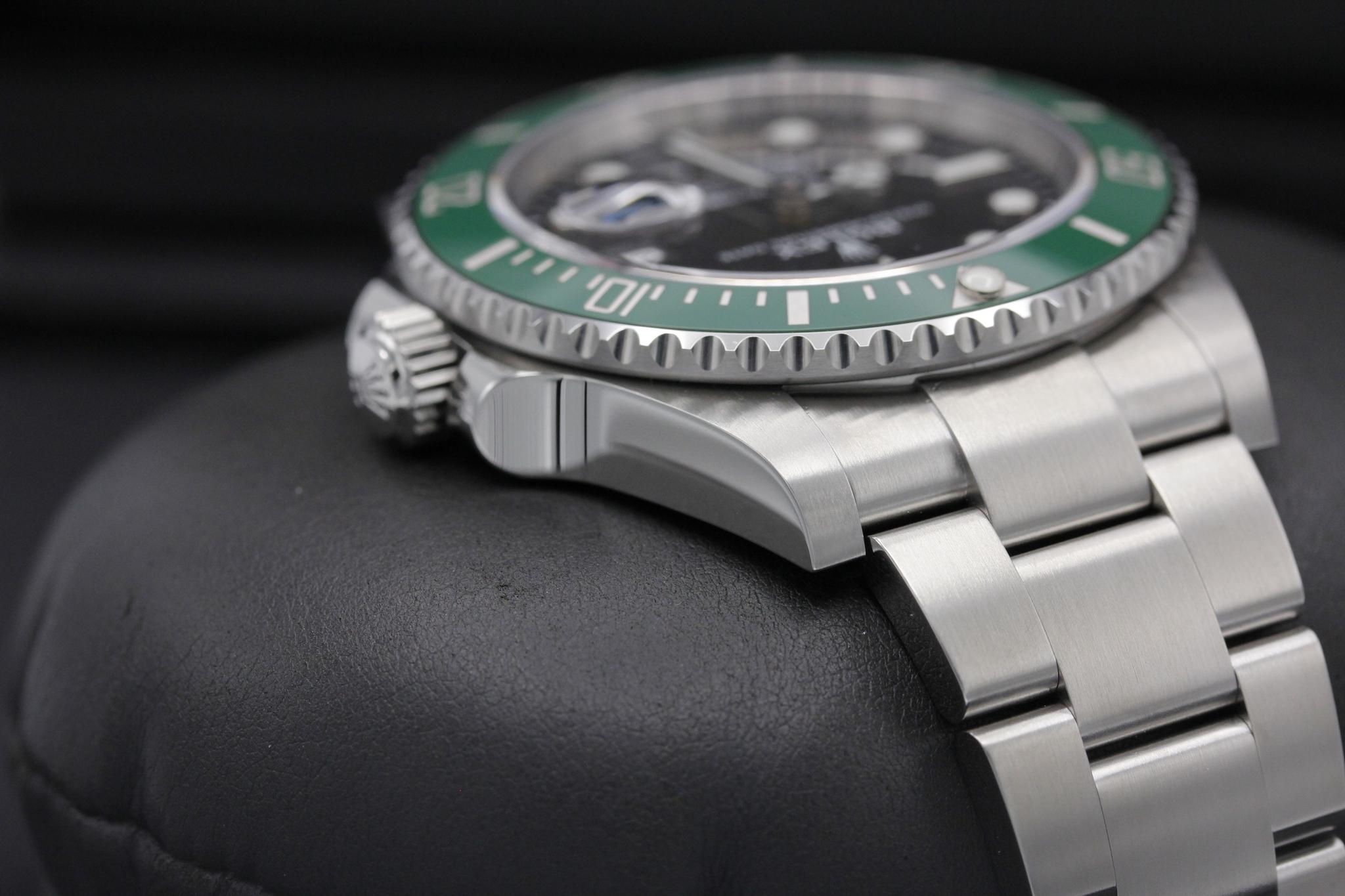 Watch Image 4