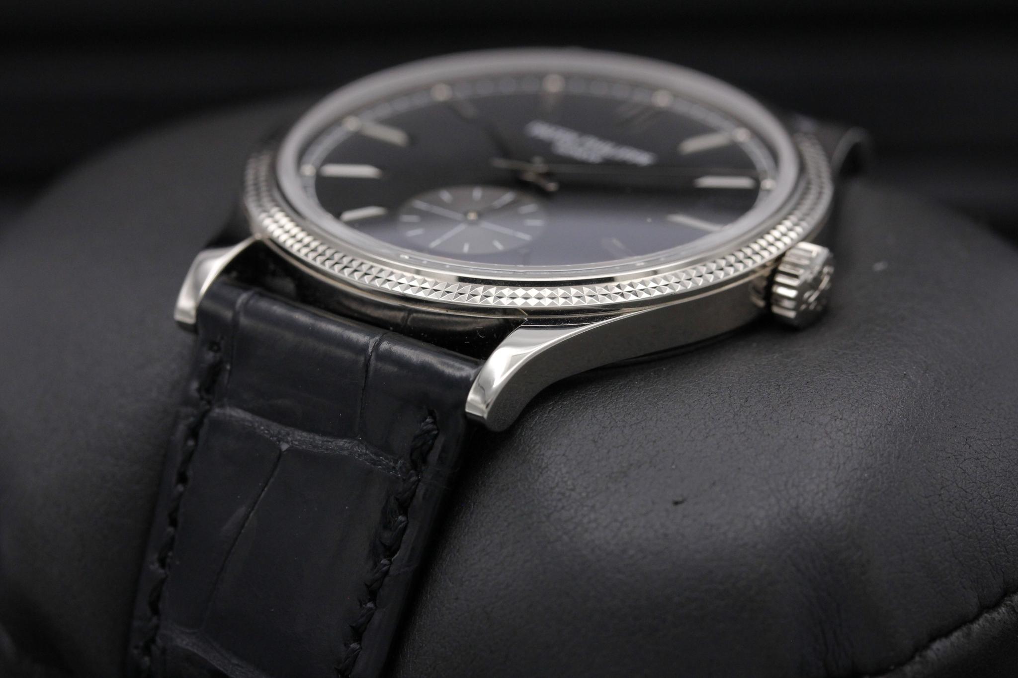 Watch Image 2