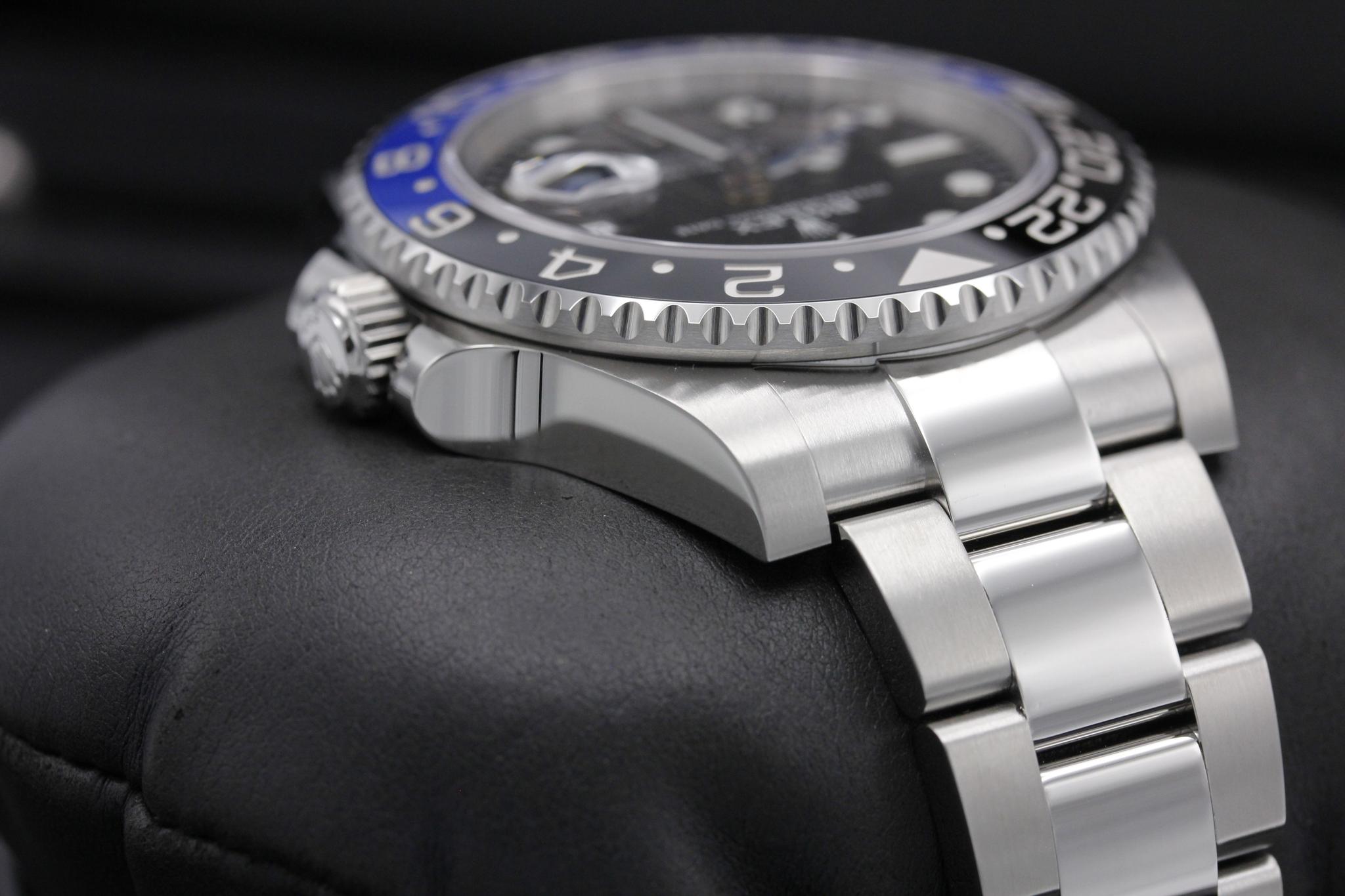Watch Image 4