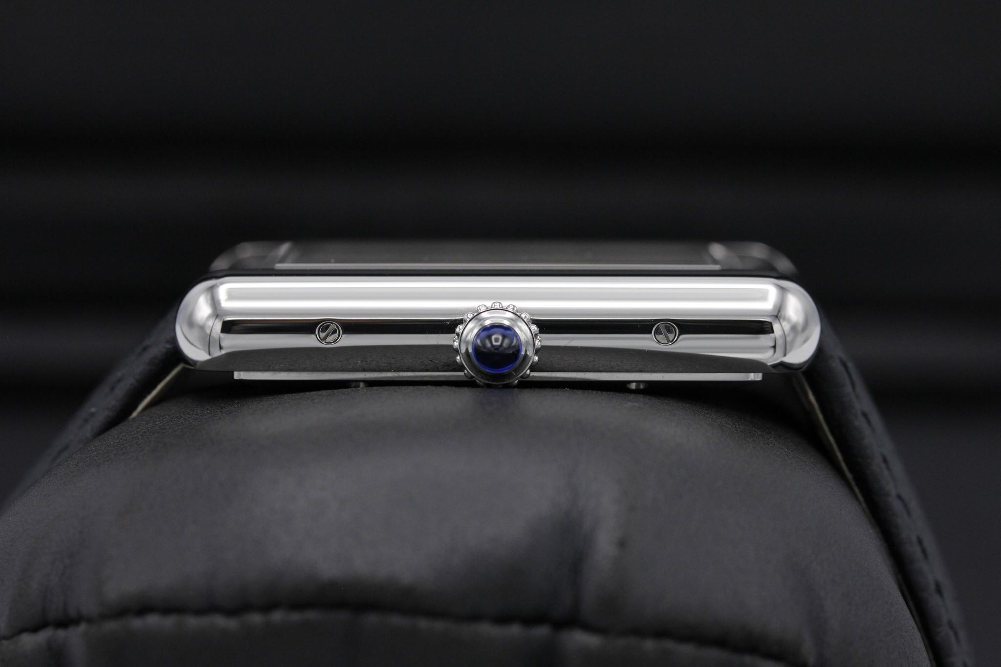 Watch Image 3