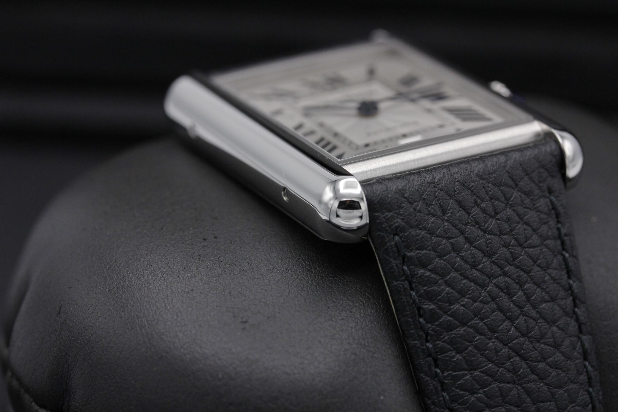 Watch Image 6