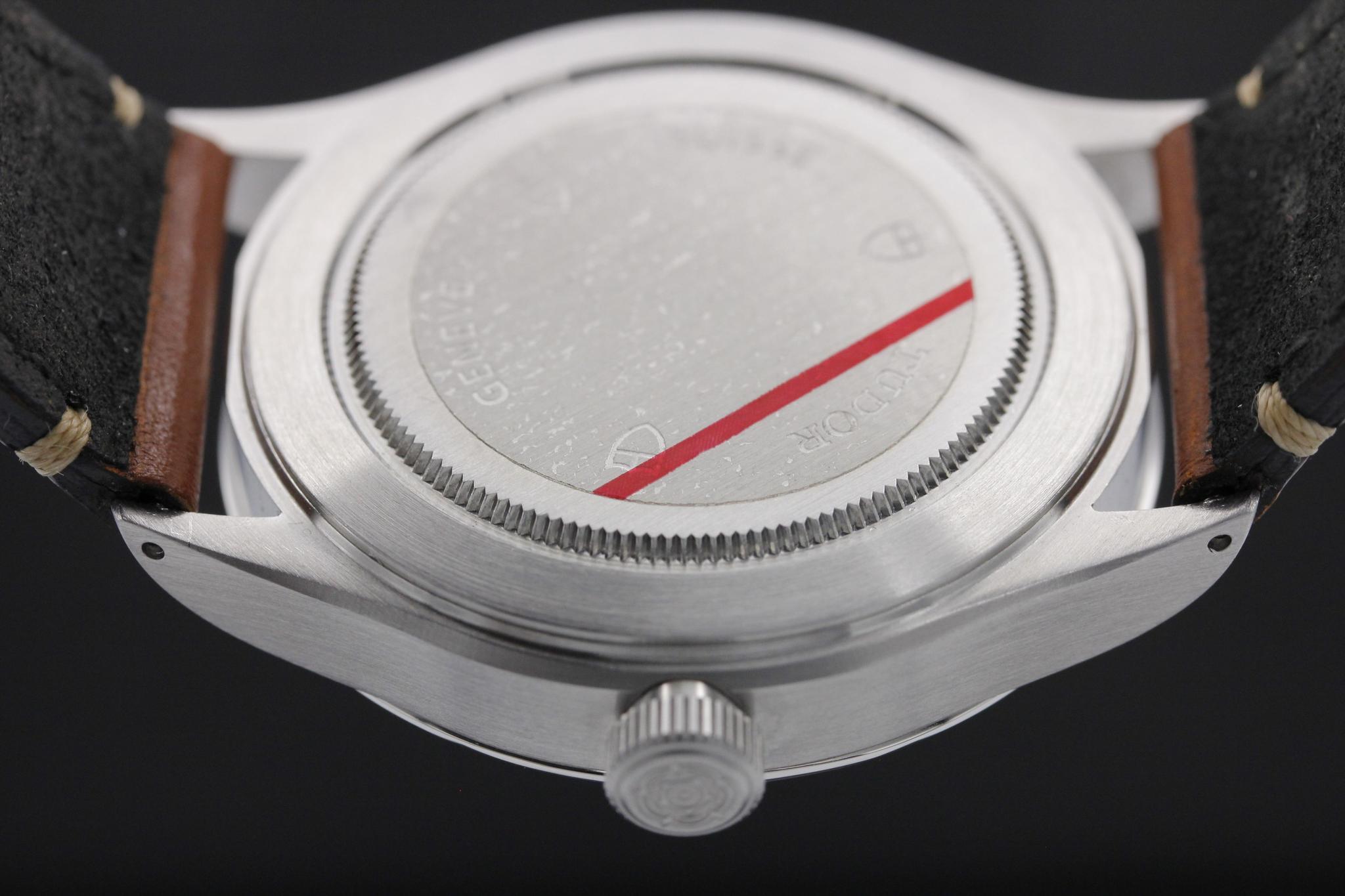 Watch Image 7