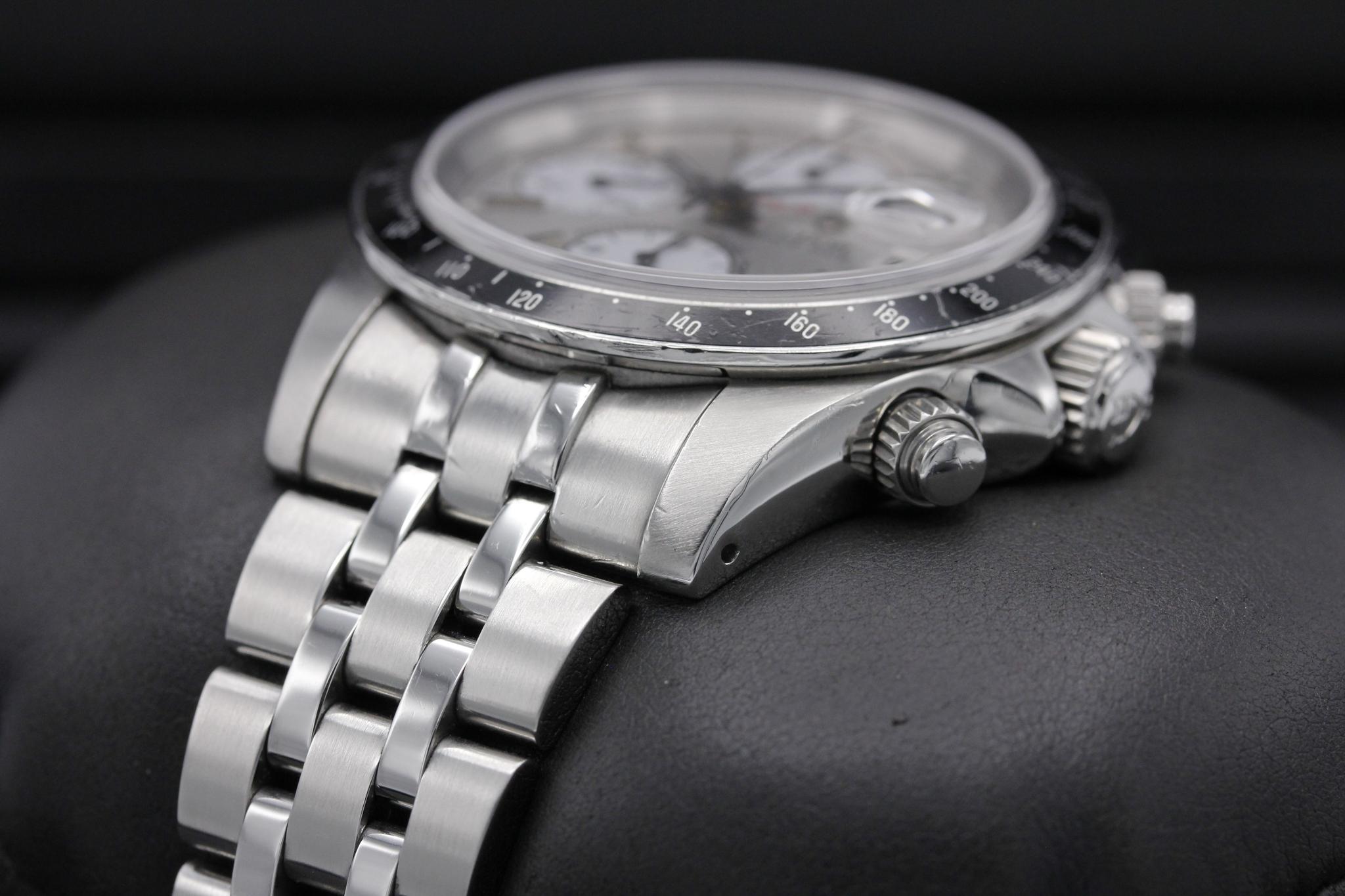Watch Image 2