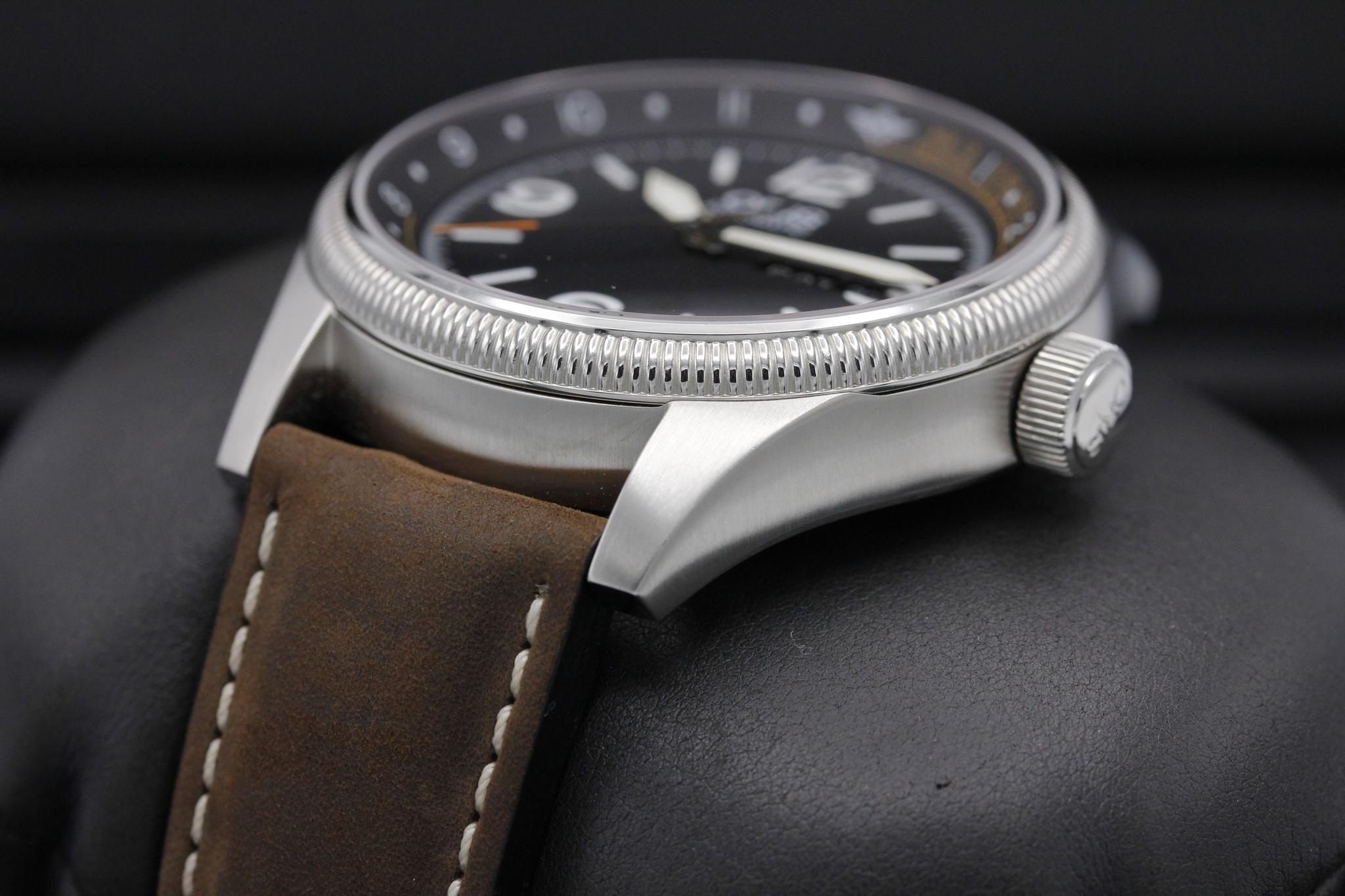 Watch Image 2