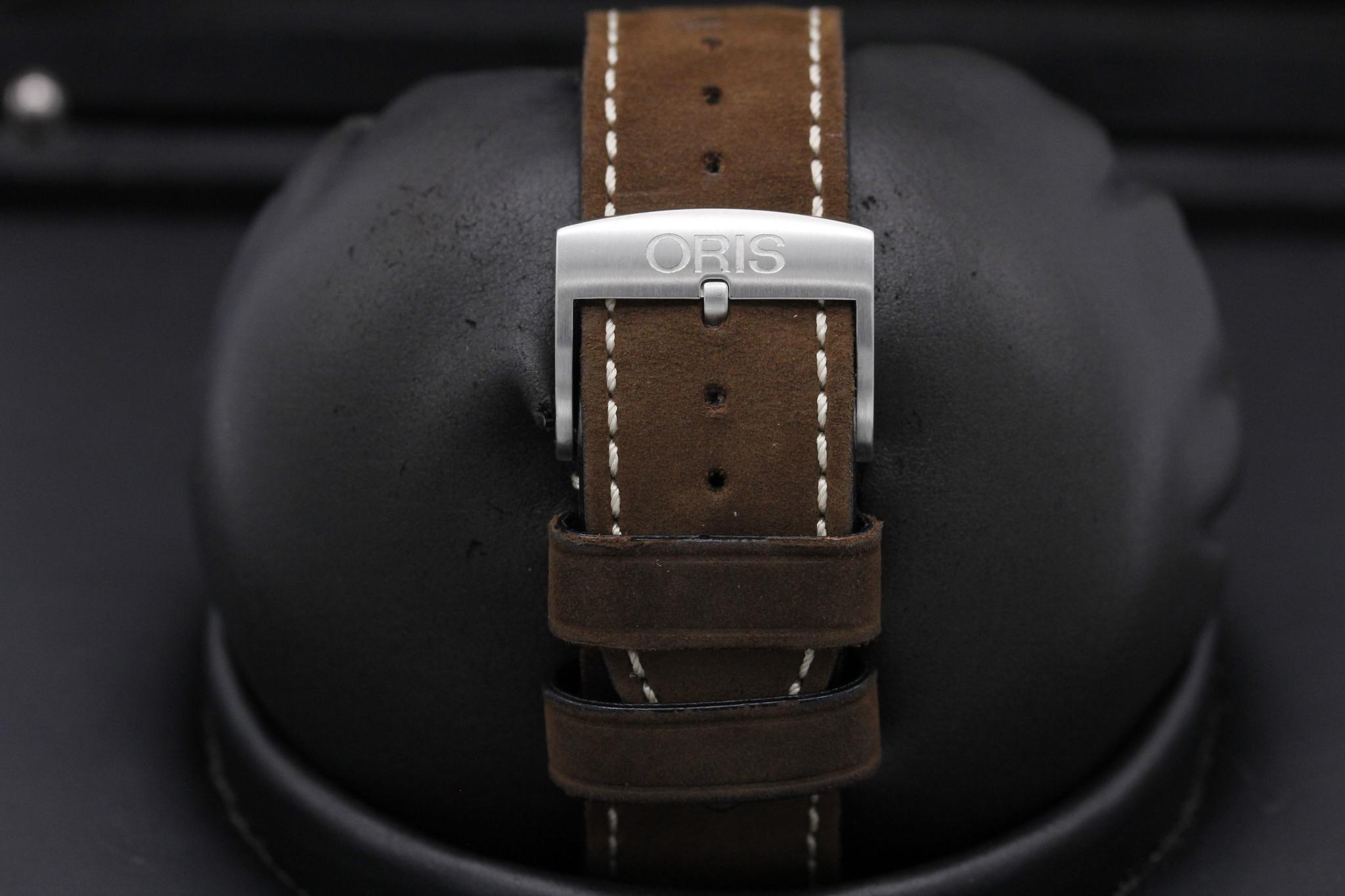 Watch Image 8