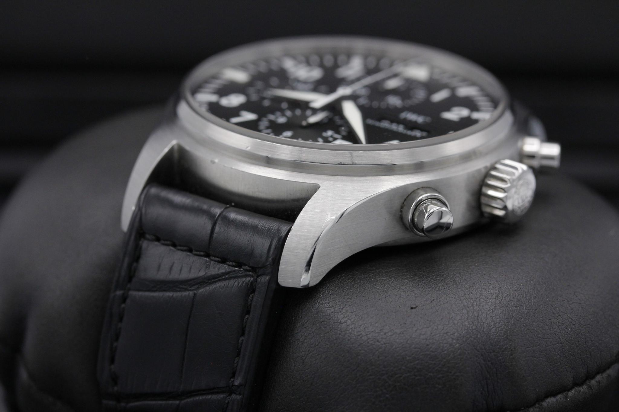 Watch Image 2