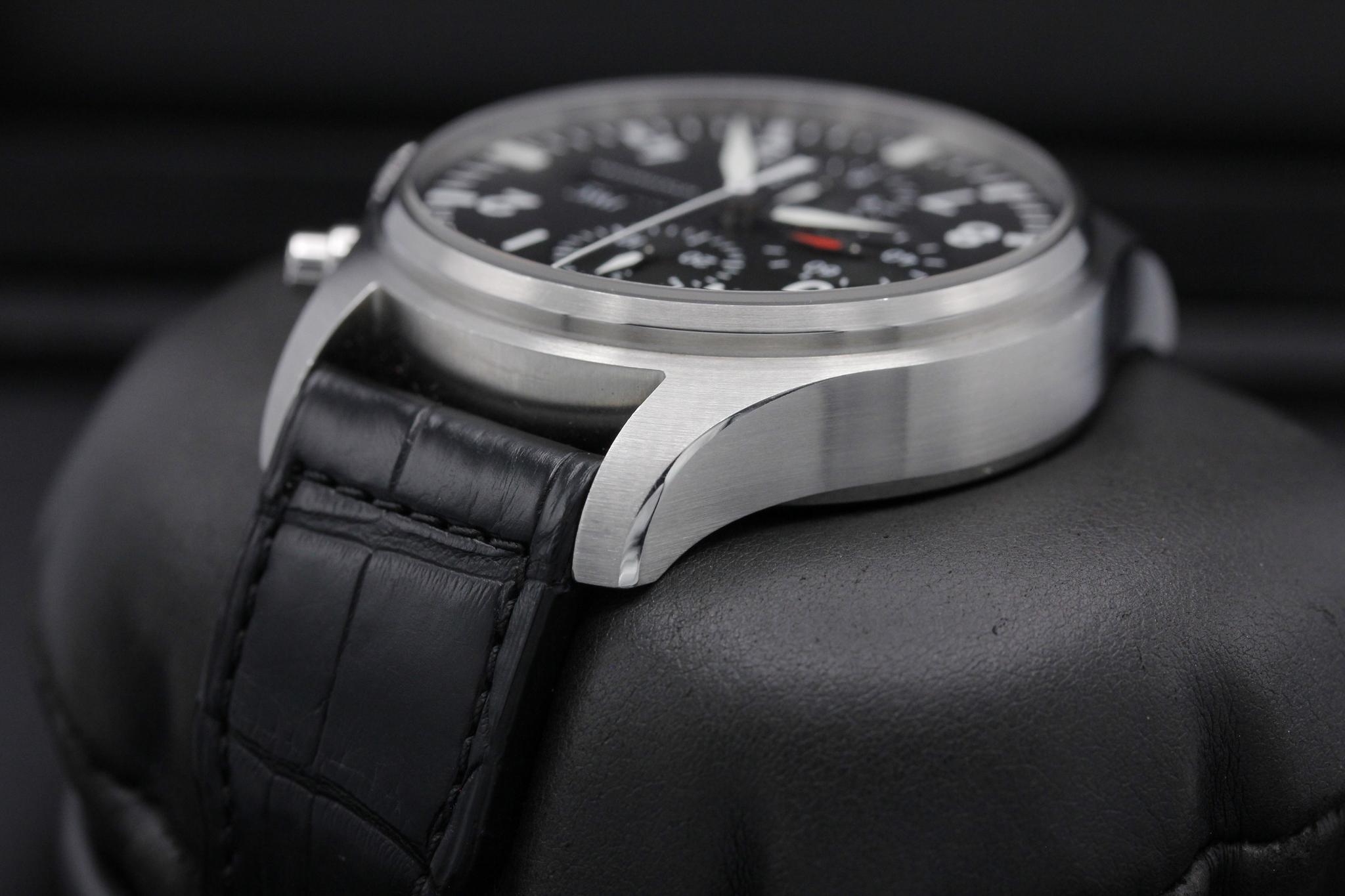Watch Image 5