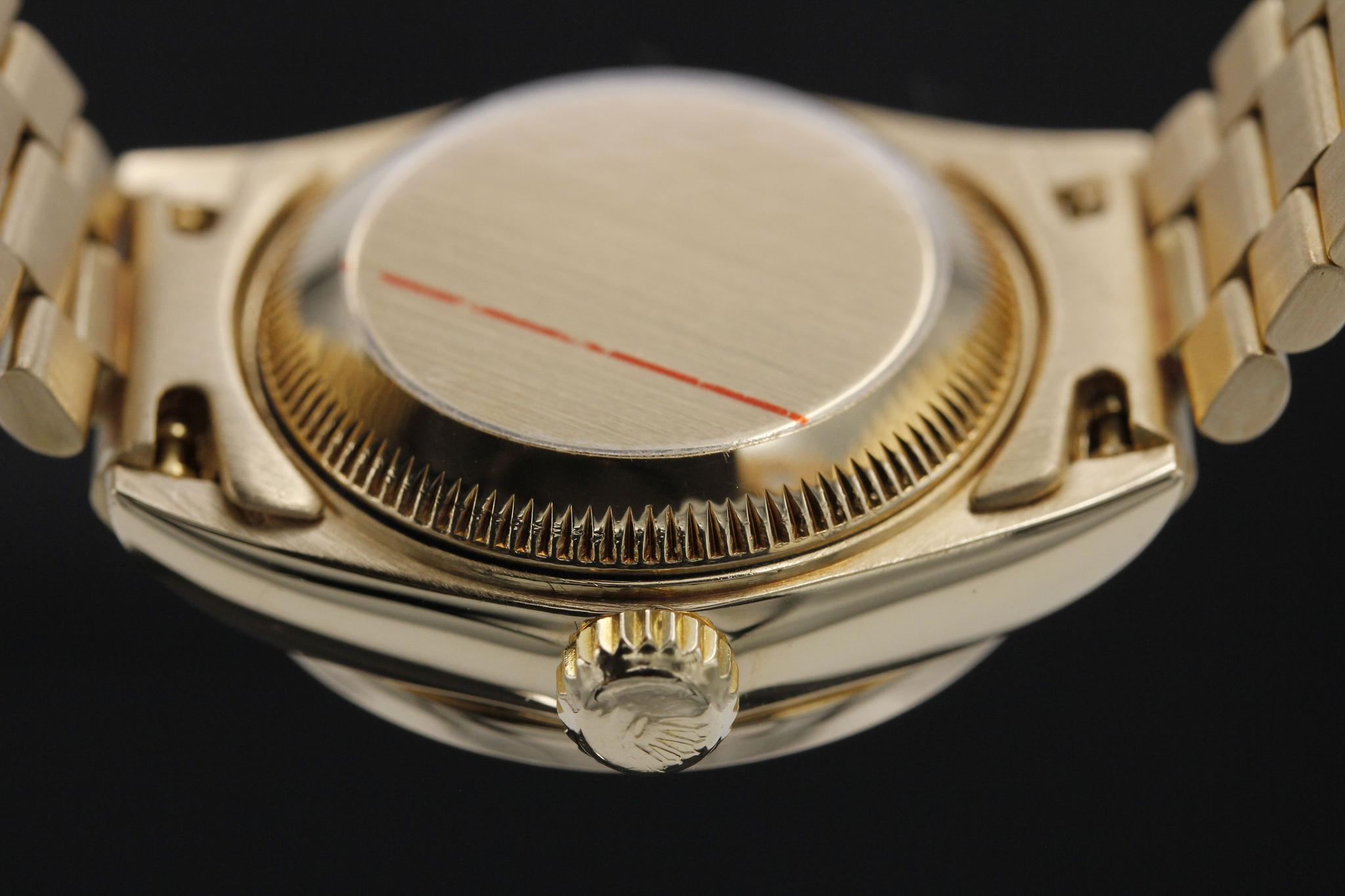 Watch Image 7