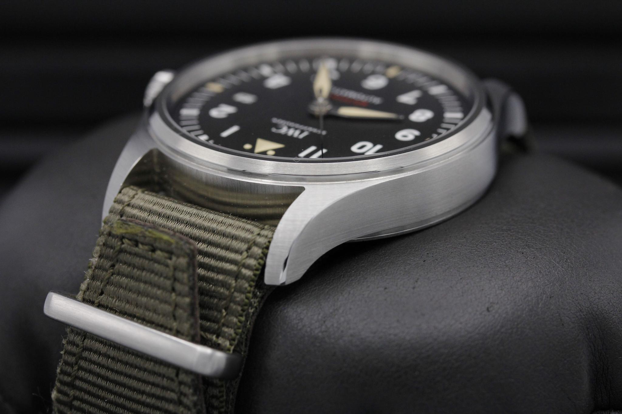 Watch Image 5