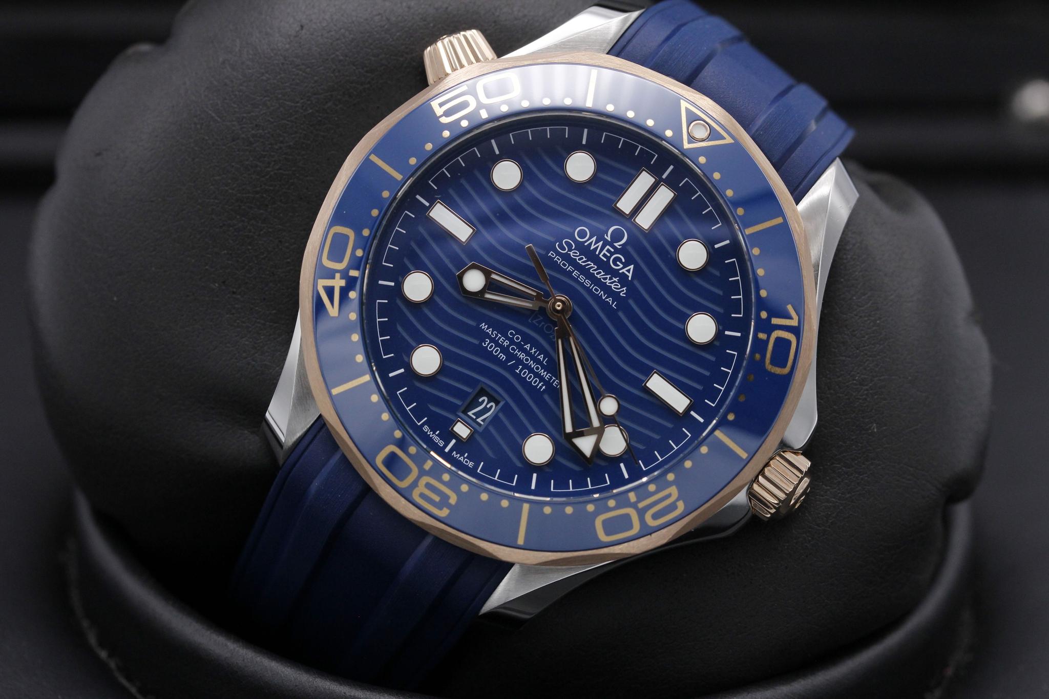 Watch Image 10