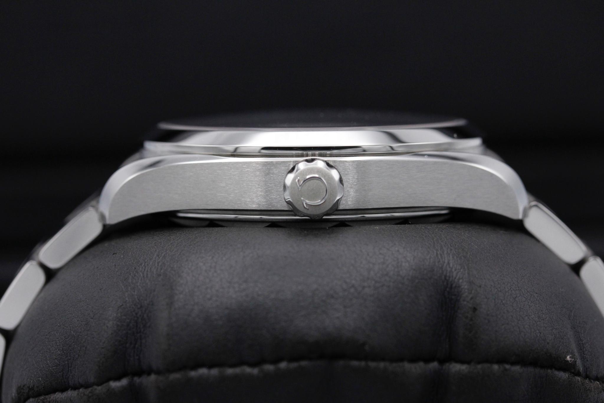 Watch Image 3