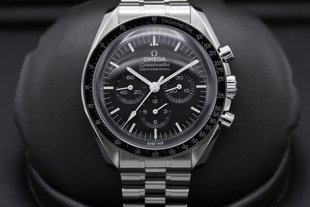 Omega Speedmaster 2021 "Hesalite" 310.30.42.50.01.001
