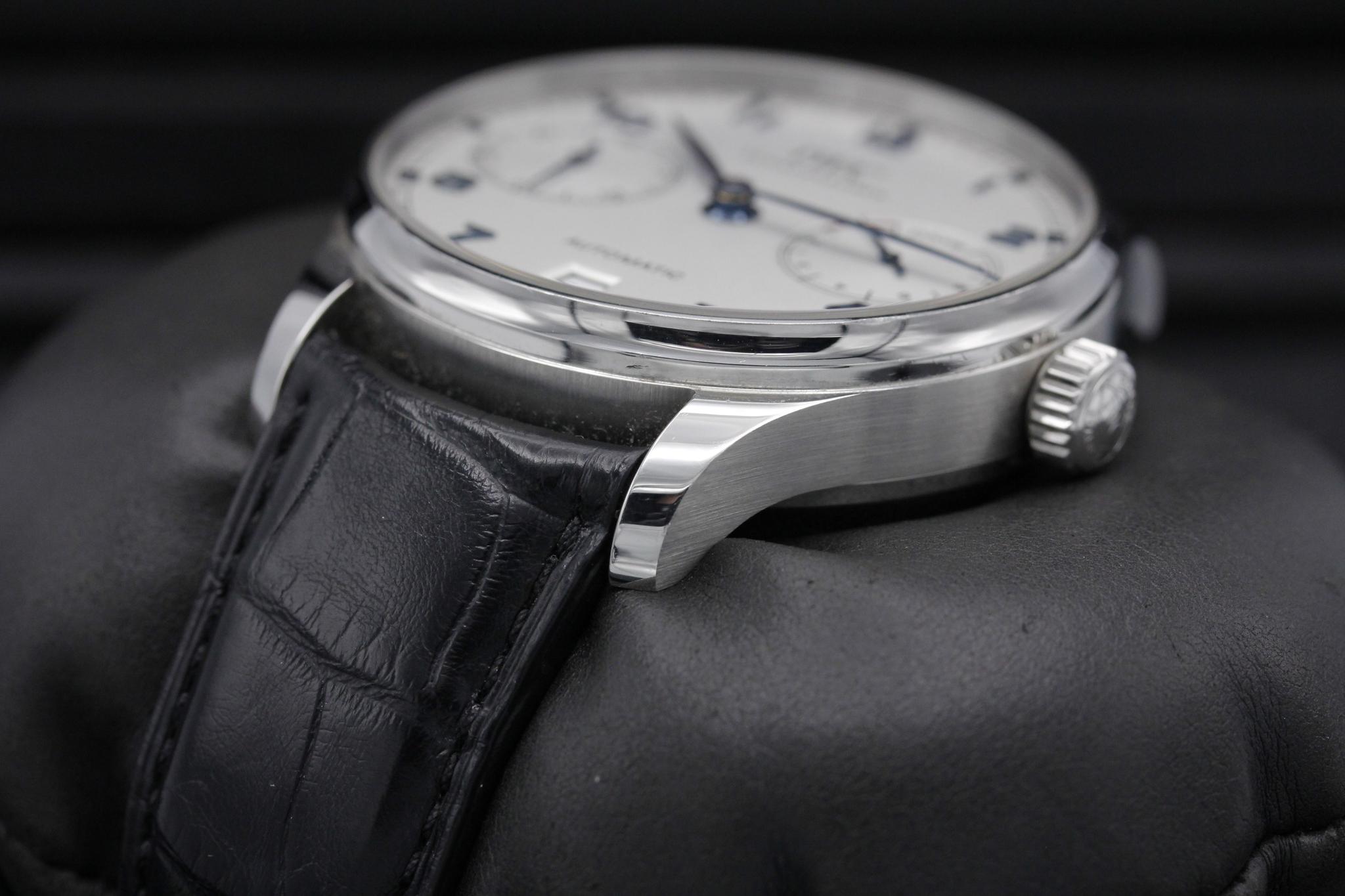 Watch Image 2