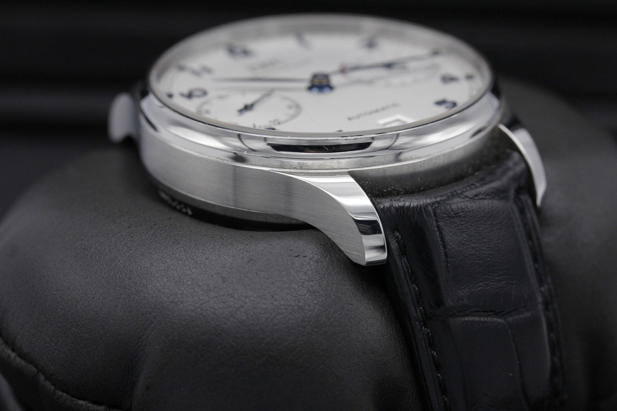 Watch Image 6