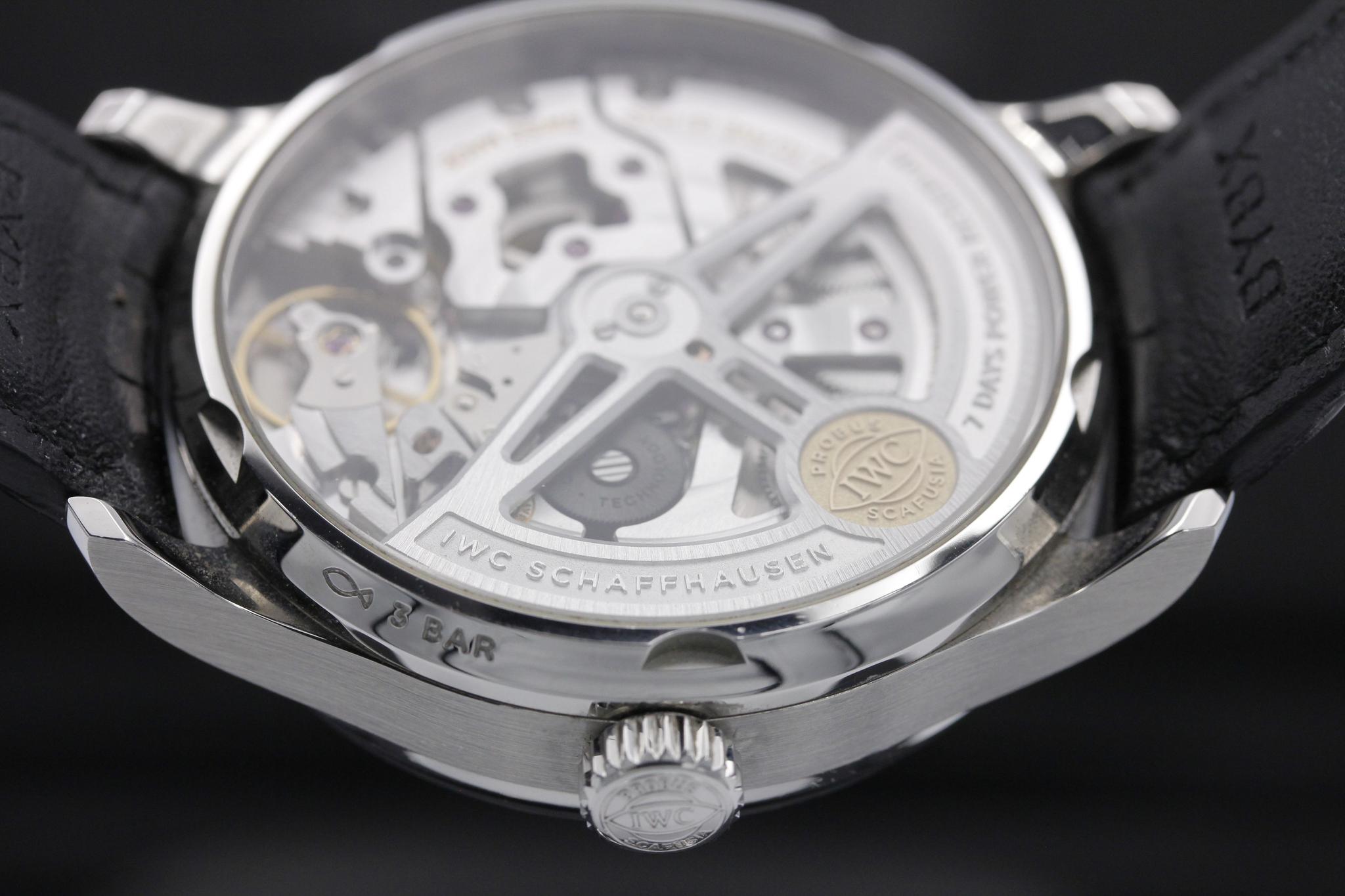 Watch Image 7