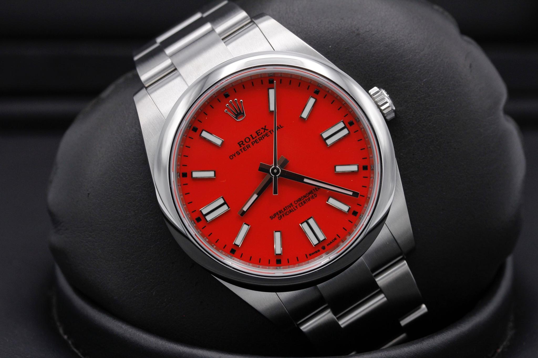 Watch Image 9
