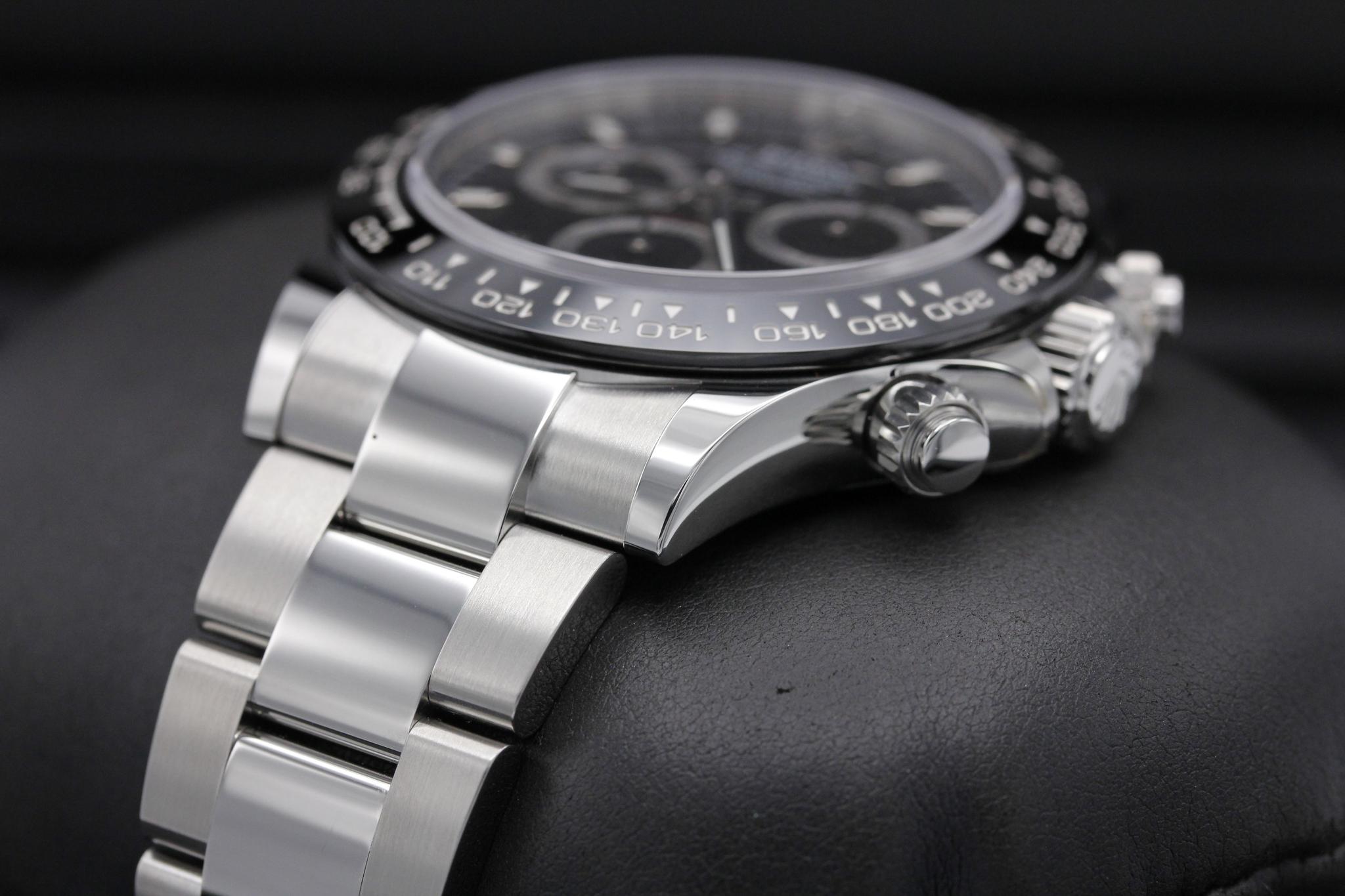 Watch Image 2