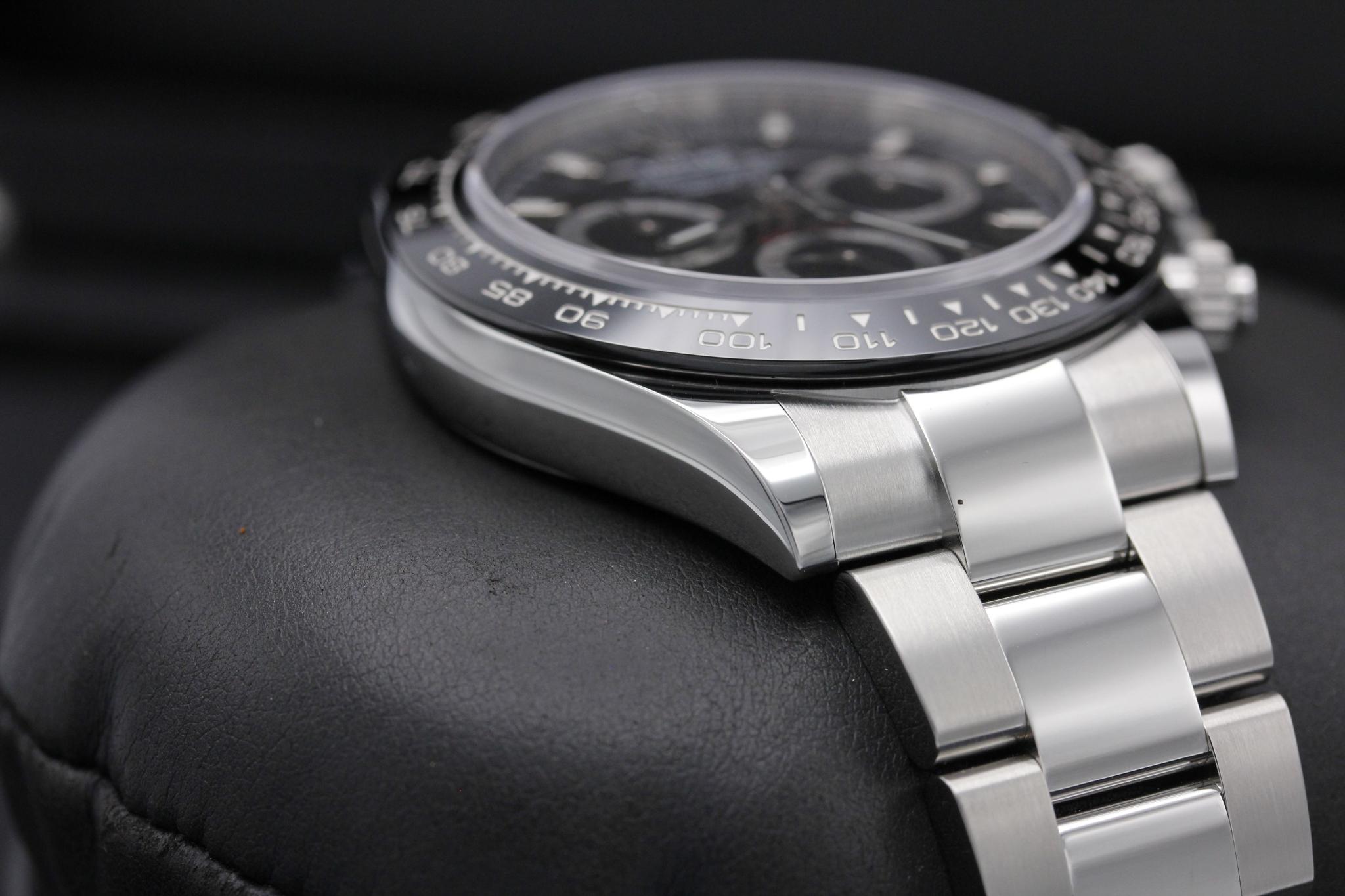 Watch Image 6