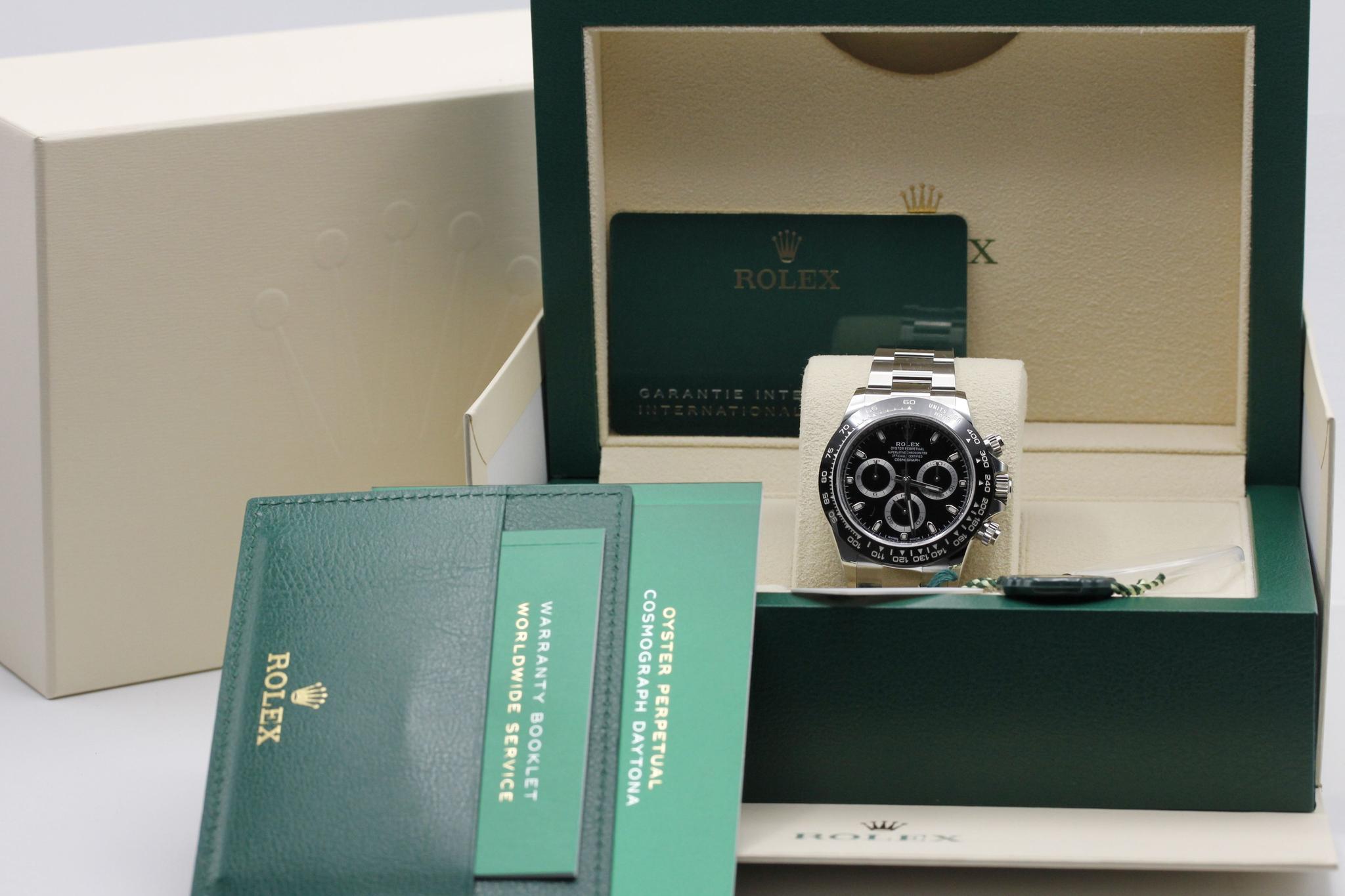 Watch Image 11
