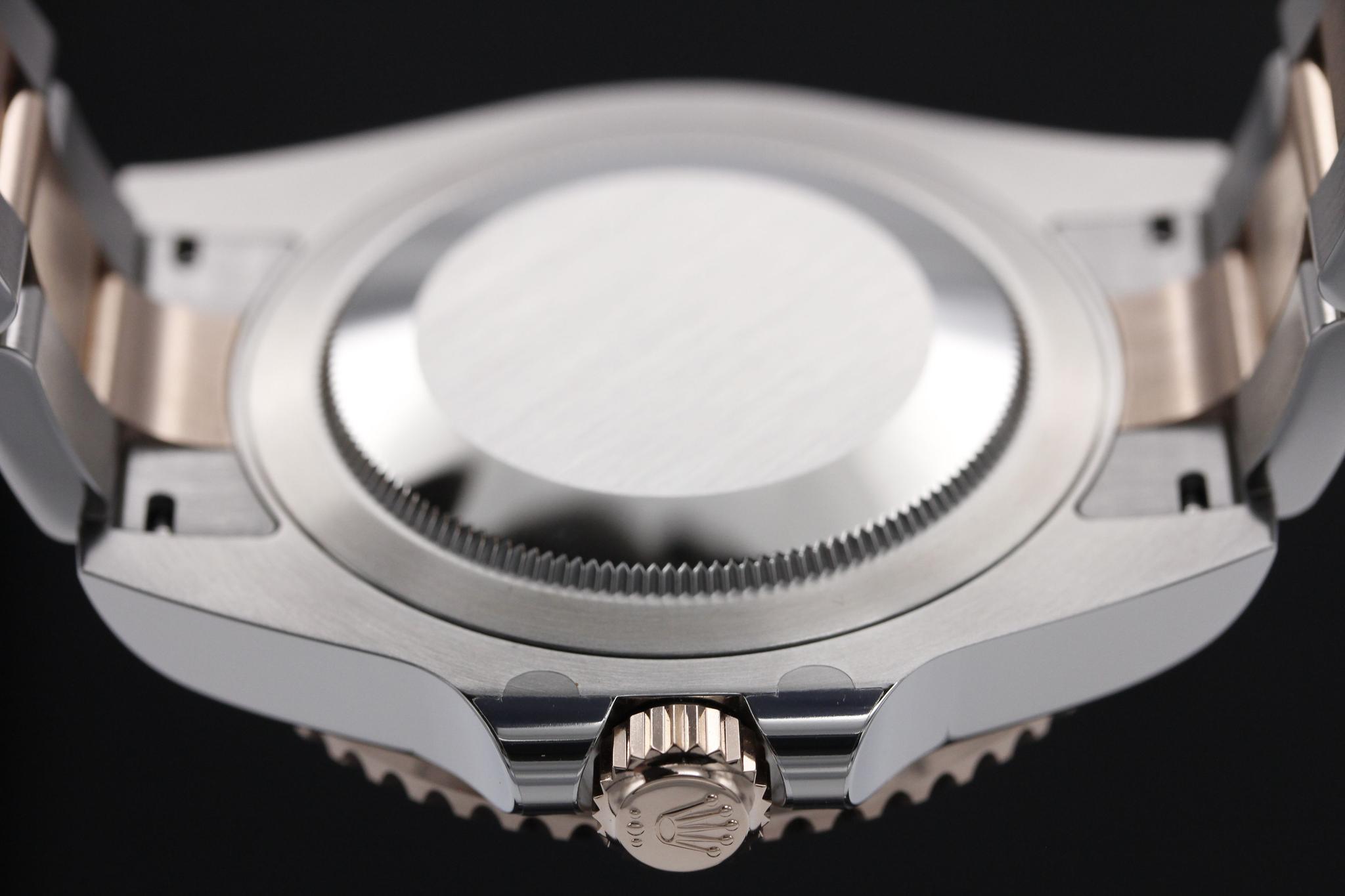 Watch Image 7
