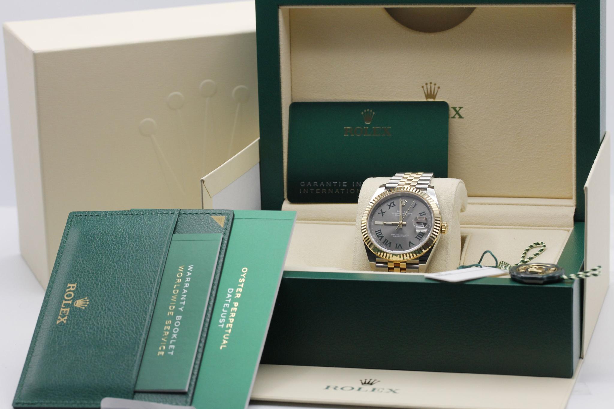 Watch Image 11