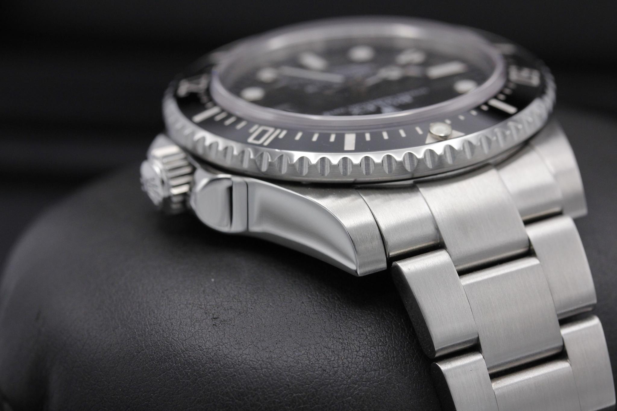 Watch Image 4