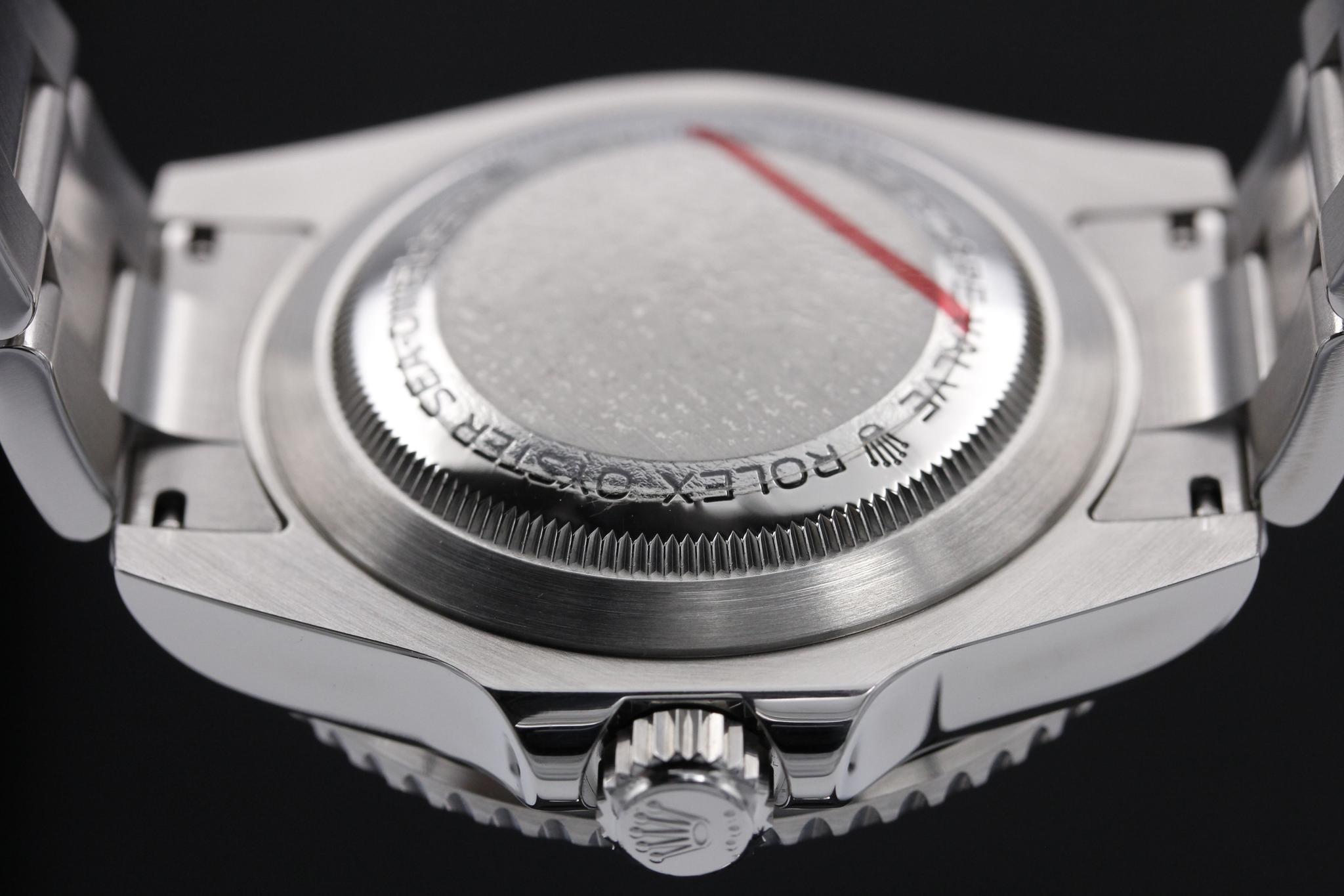 Watch Image 7